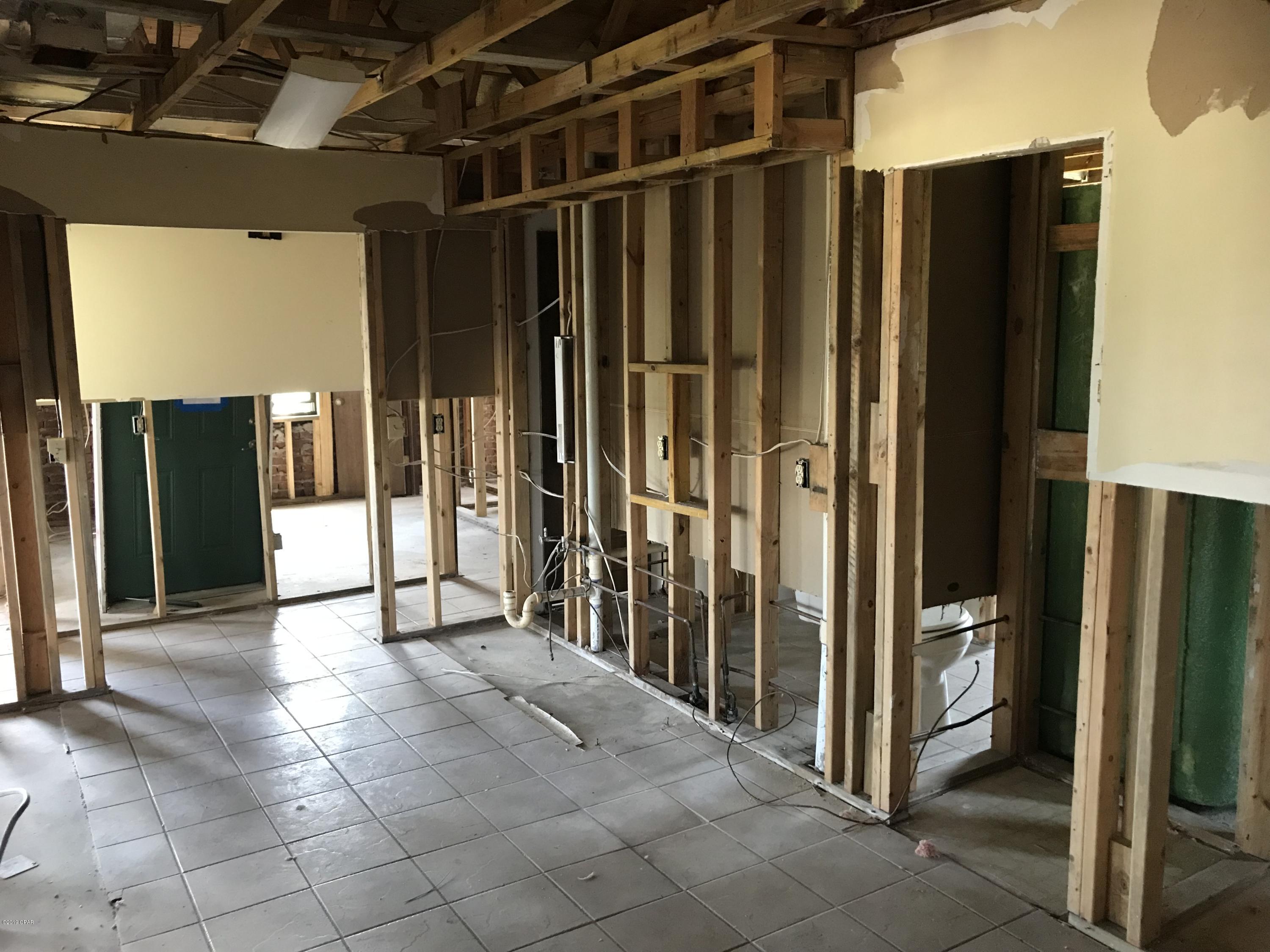 Lorraine Estates - Residential