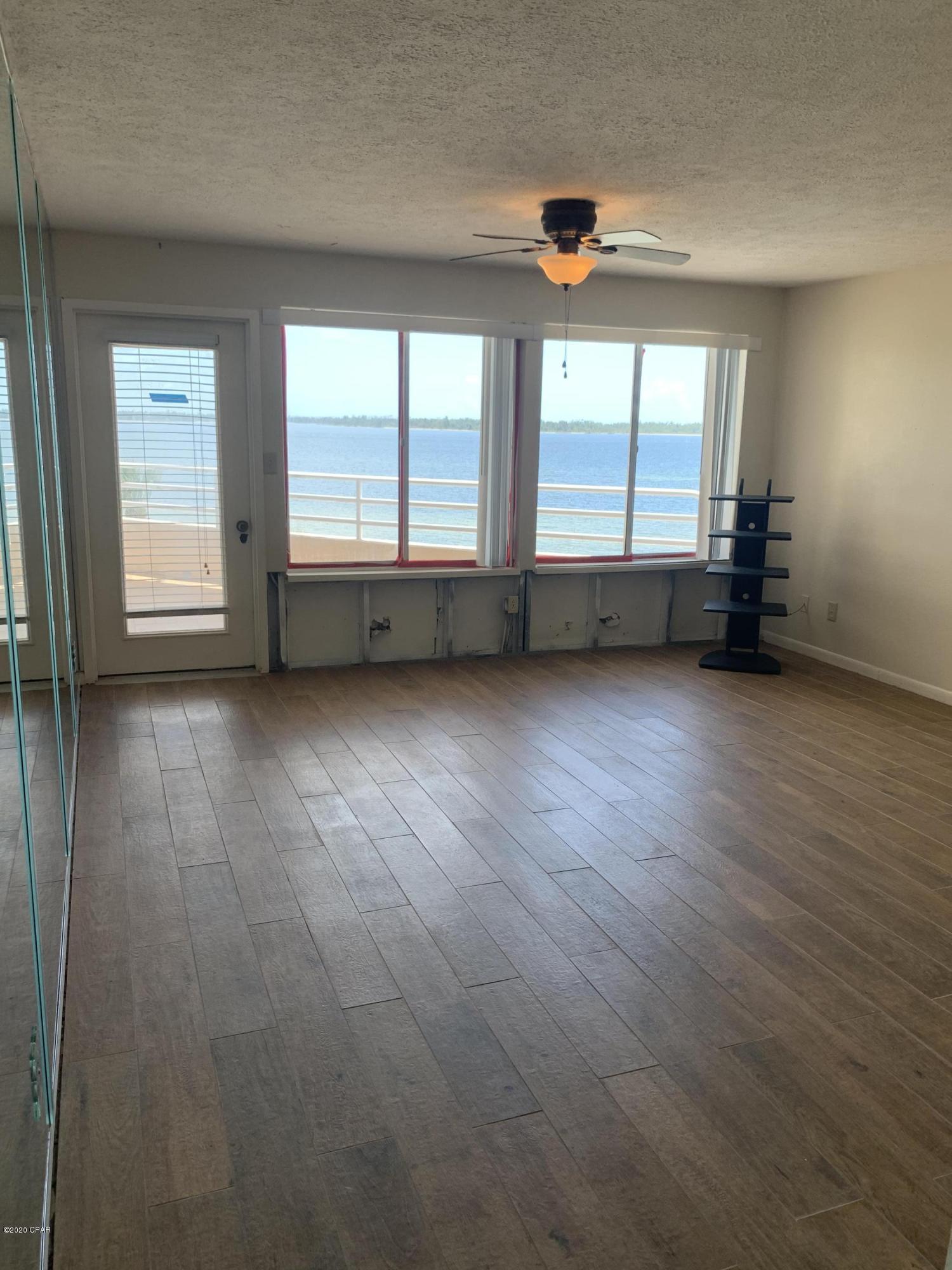 Cove Harbor - Residential Lease