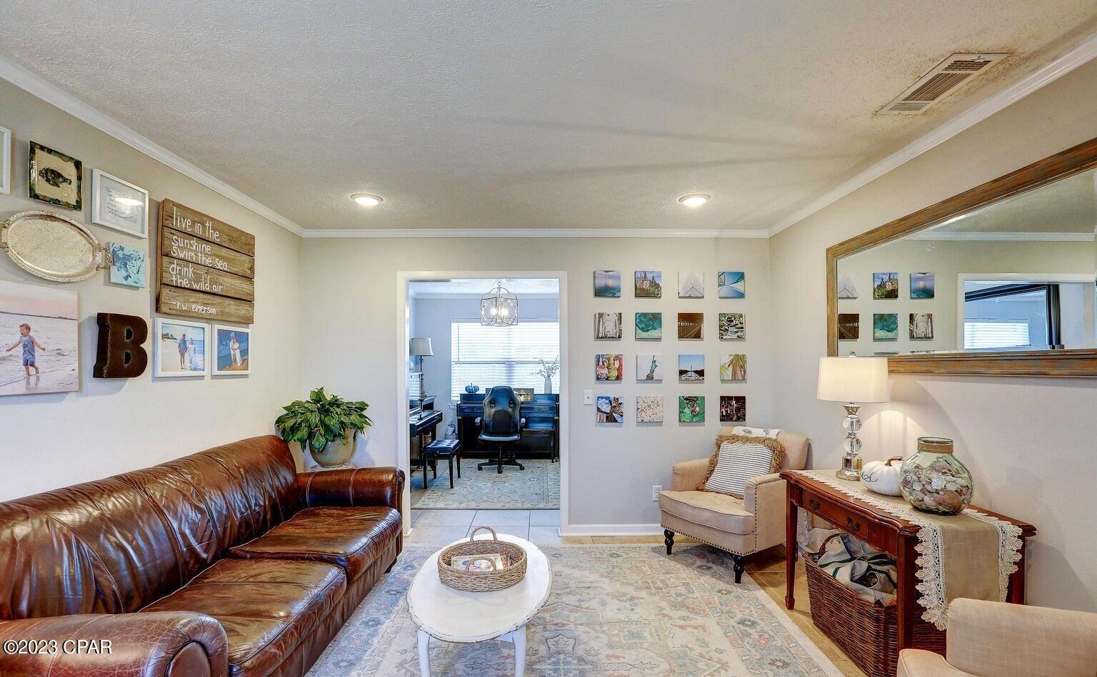 Venetian Villa - Residential