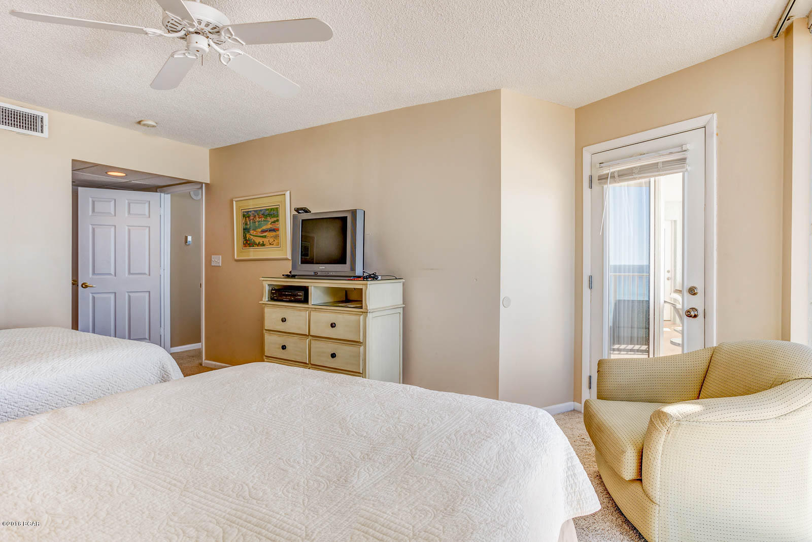 Long Beach Towers III - Residential