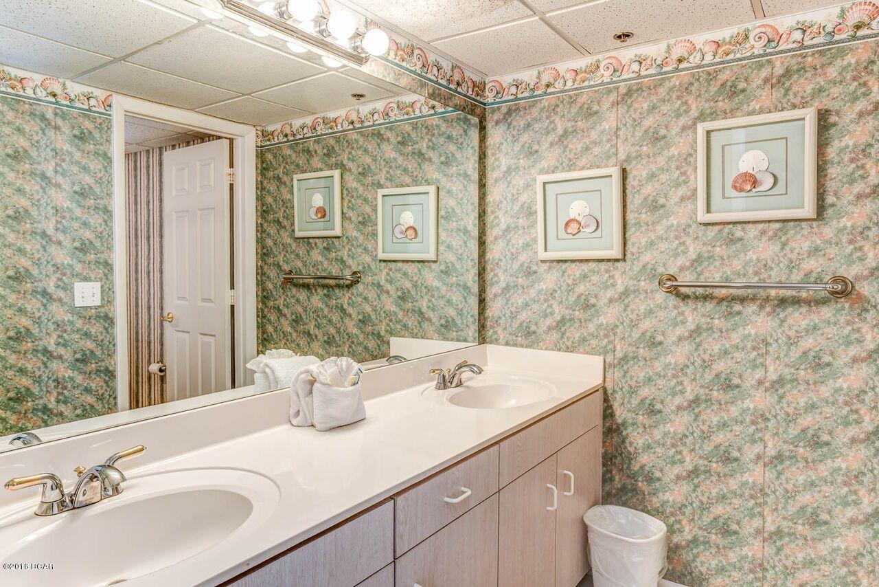 Long Beach Towers III - Residential