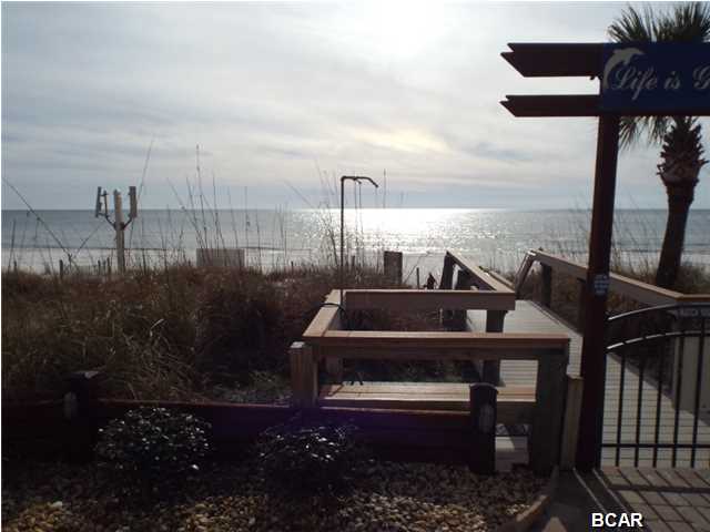 The Commodore - Residential