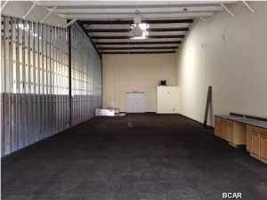 Lyndell Commercial Park - Commercial Lease