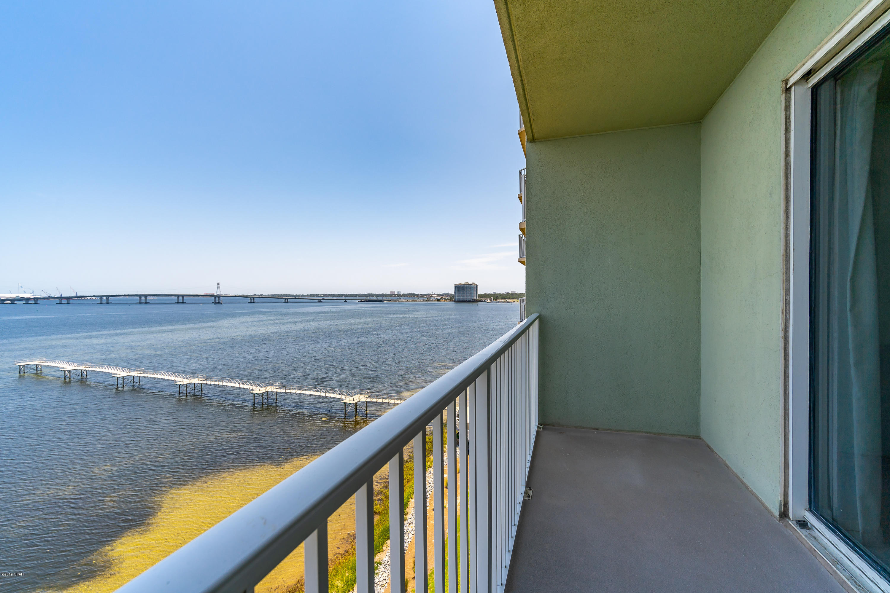 Hibiscus By The Bay - Residential