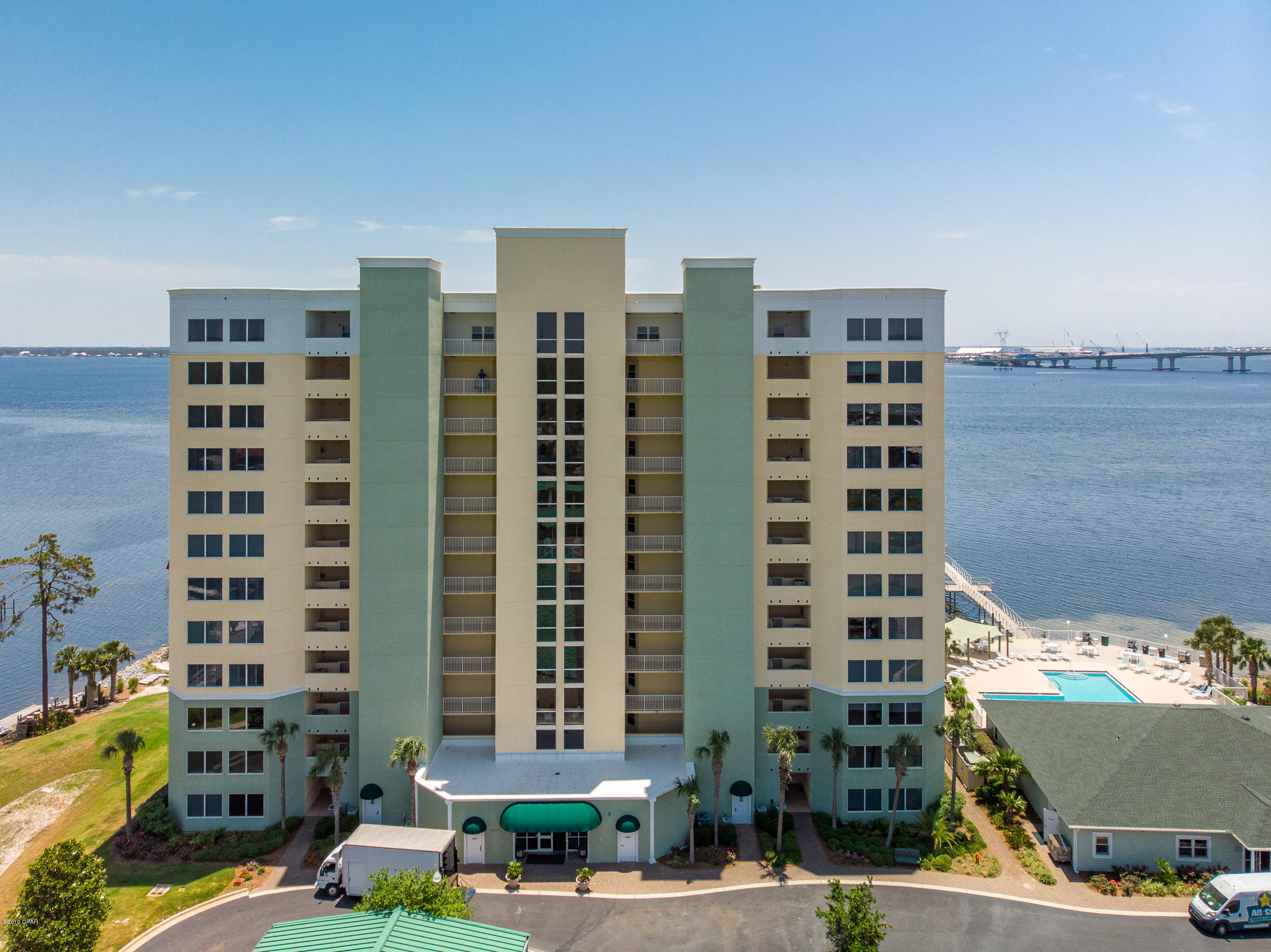 Hibiscus By The Bay - Residential