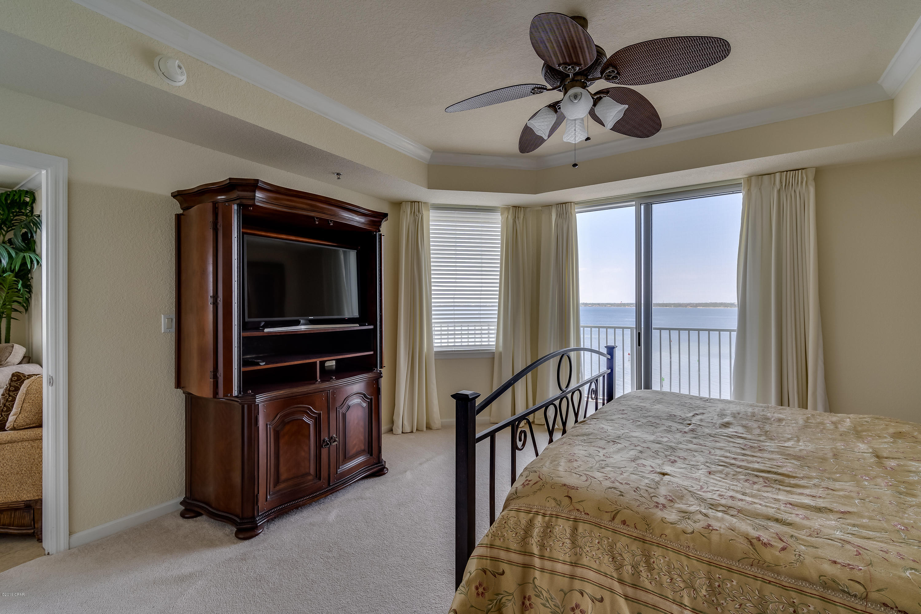 Hibiscus By The Bay - Residential