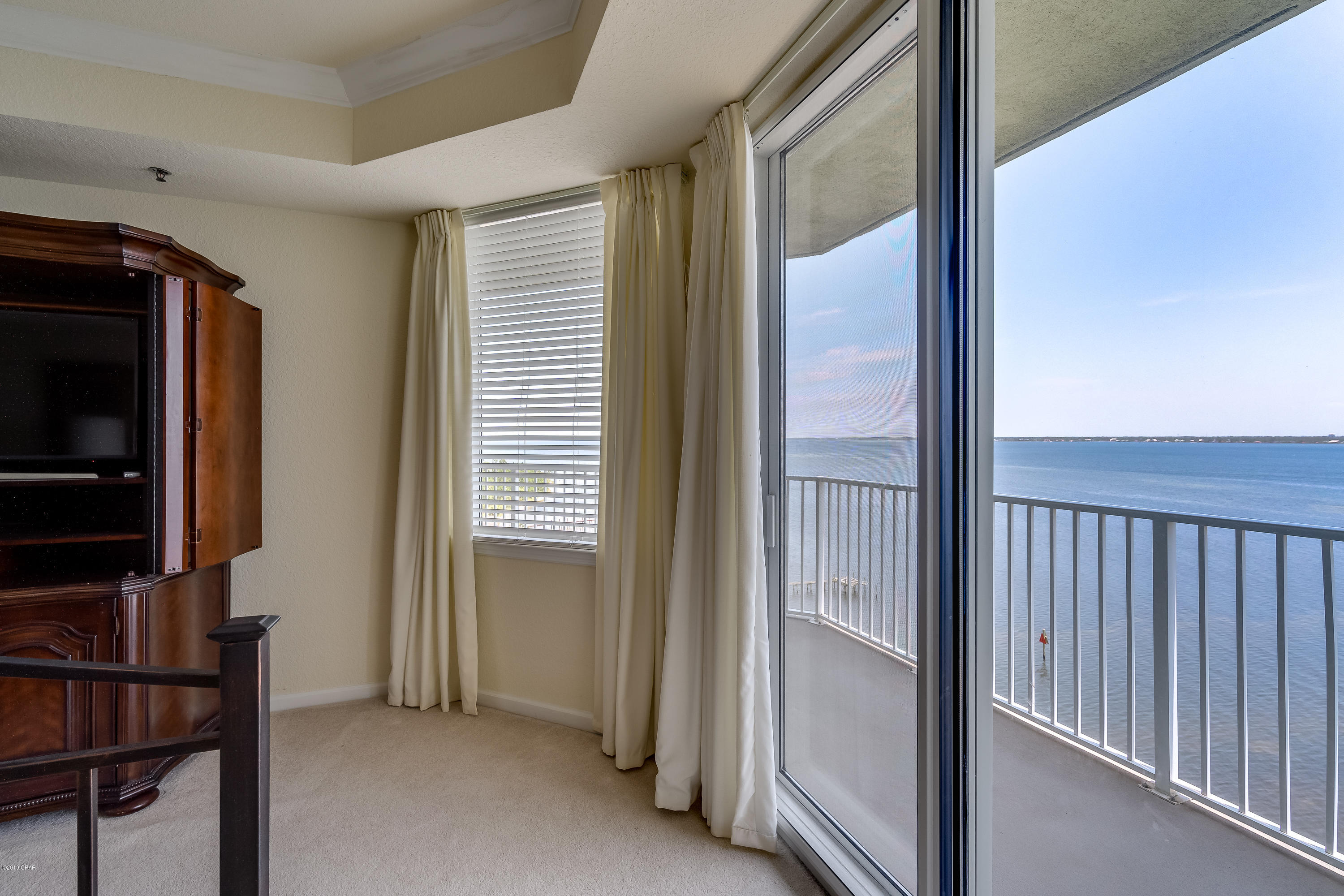 Hibiscus By The Bay - Residential