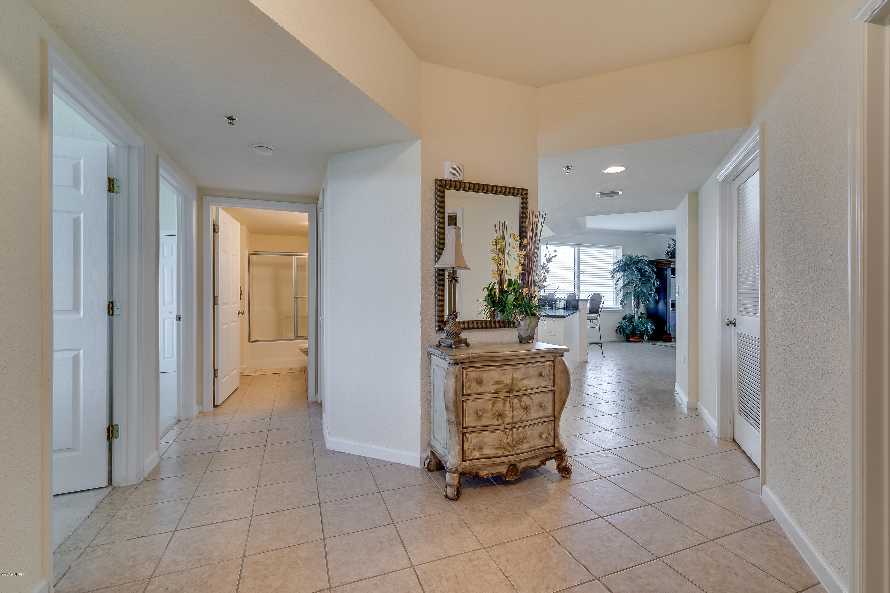 Hibiscus By The Bay - Residential