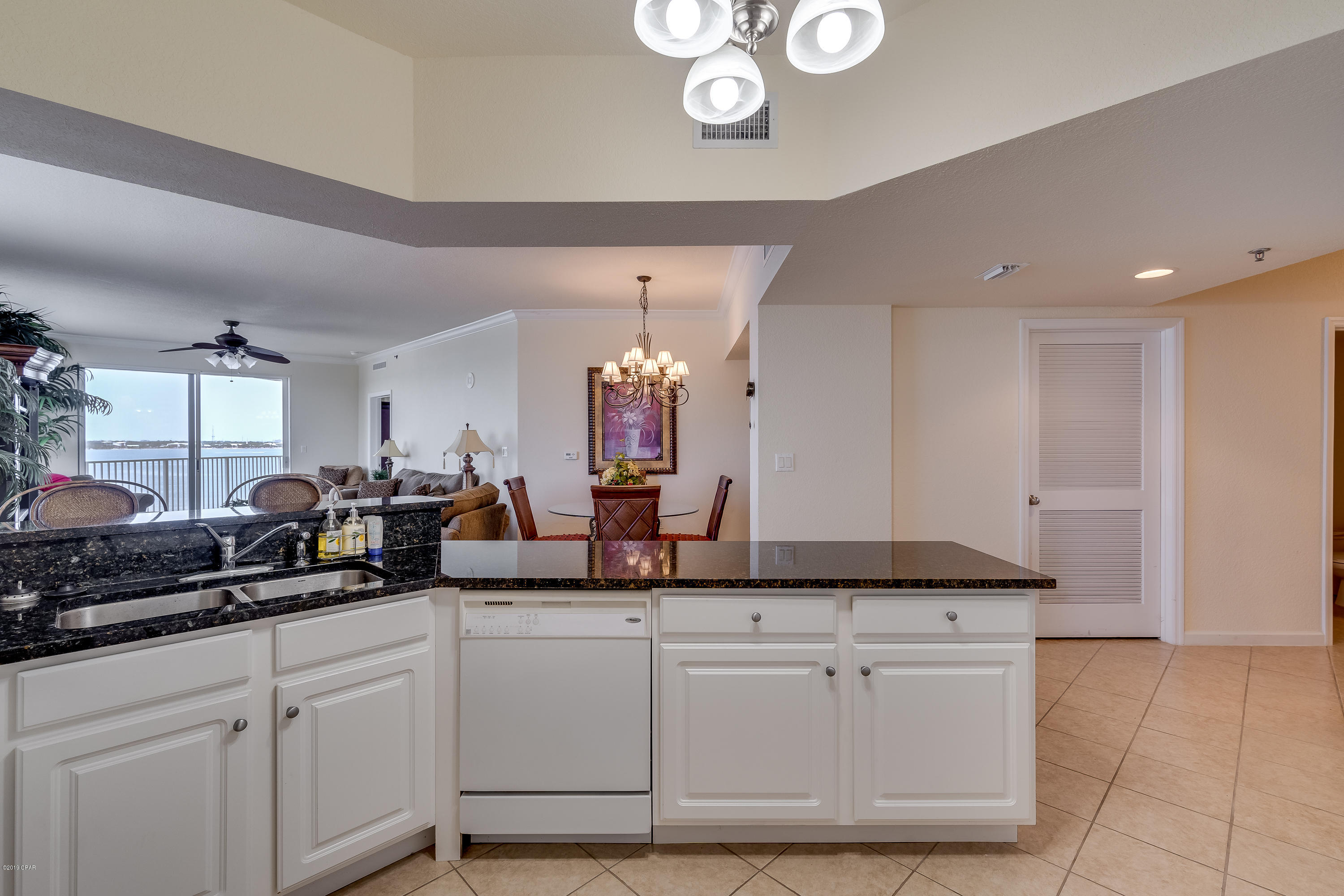 Hibiscus By The Bay - Residential