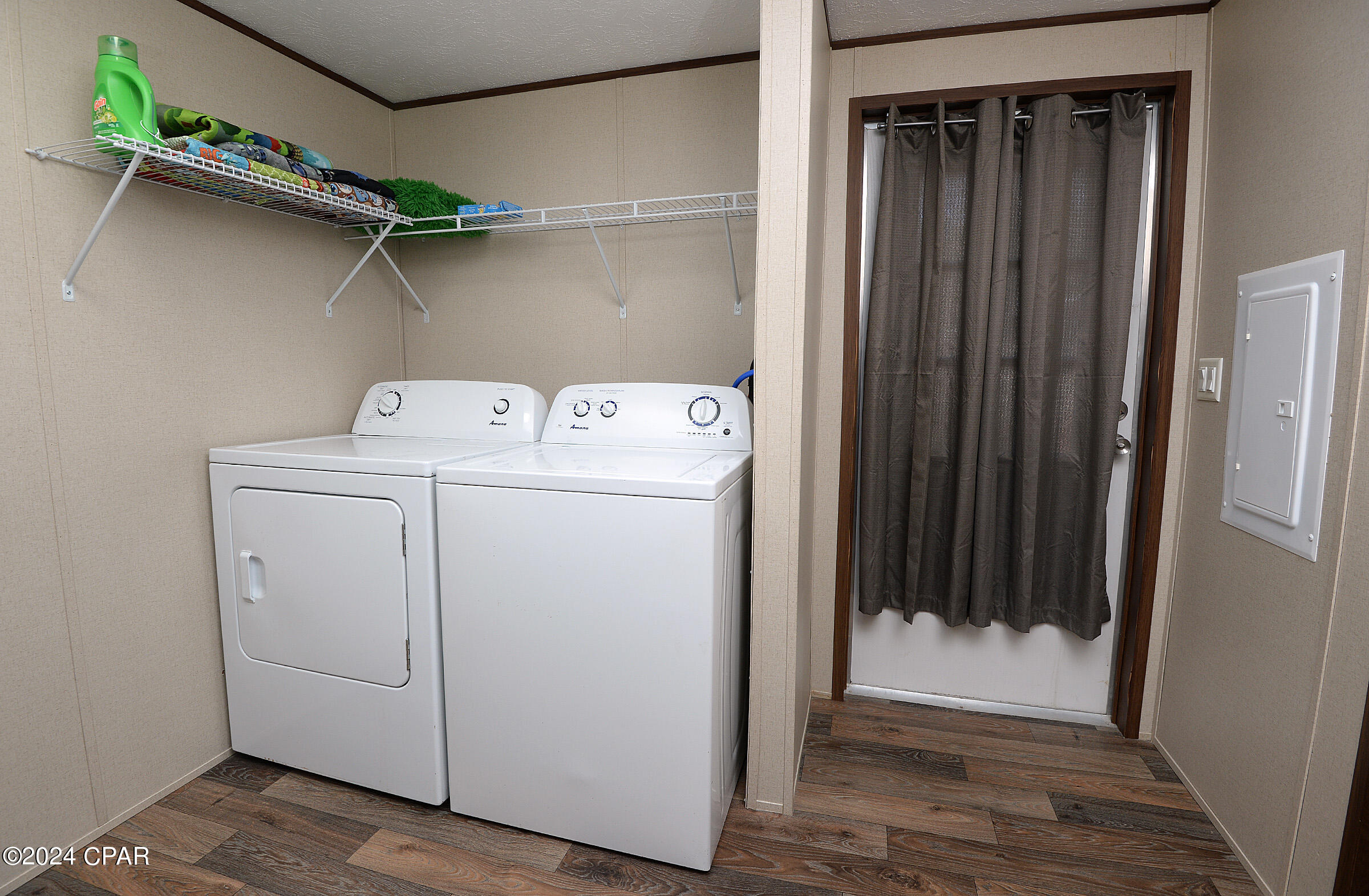 Pinecrest - Residential