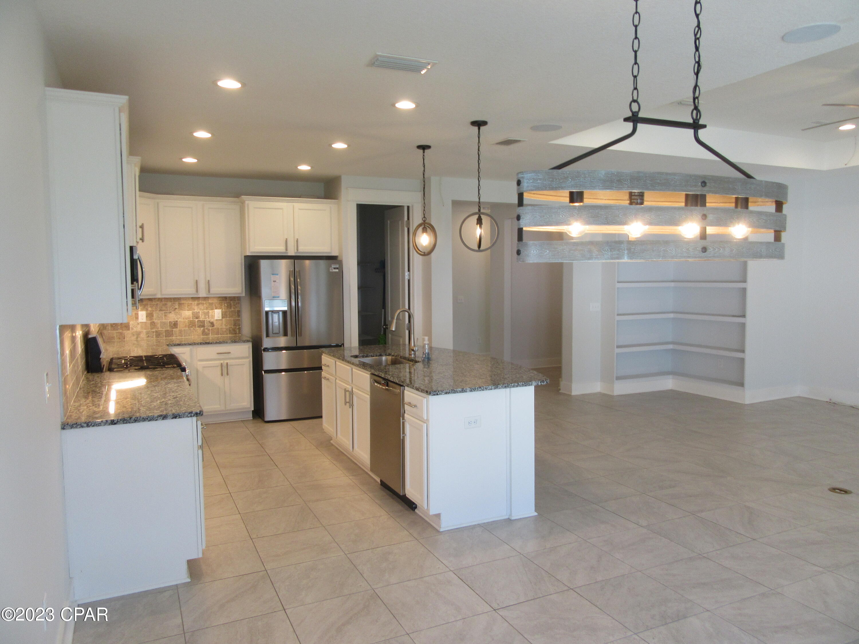 [No Recorded Subdiv] - Residential Lease