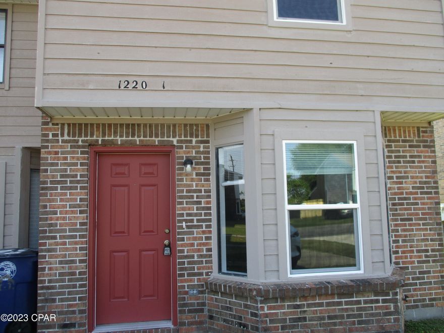 Age, sq.ftge., & room sizes are approximate.   Remodeled and updated unit that is centrally located between 15th & 23rd Streets close to shopping and amenities.  Outside locked storage, open patio.  Updated with paint throughout unit, new flooring, new cabinetry, sinks & hardware, new lighting and ceiling fans, new window blinds throughout. All new kitchen appliances.  Application fee is $50.00.