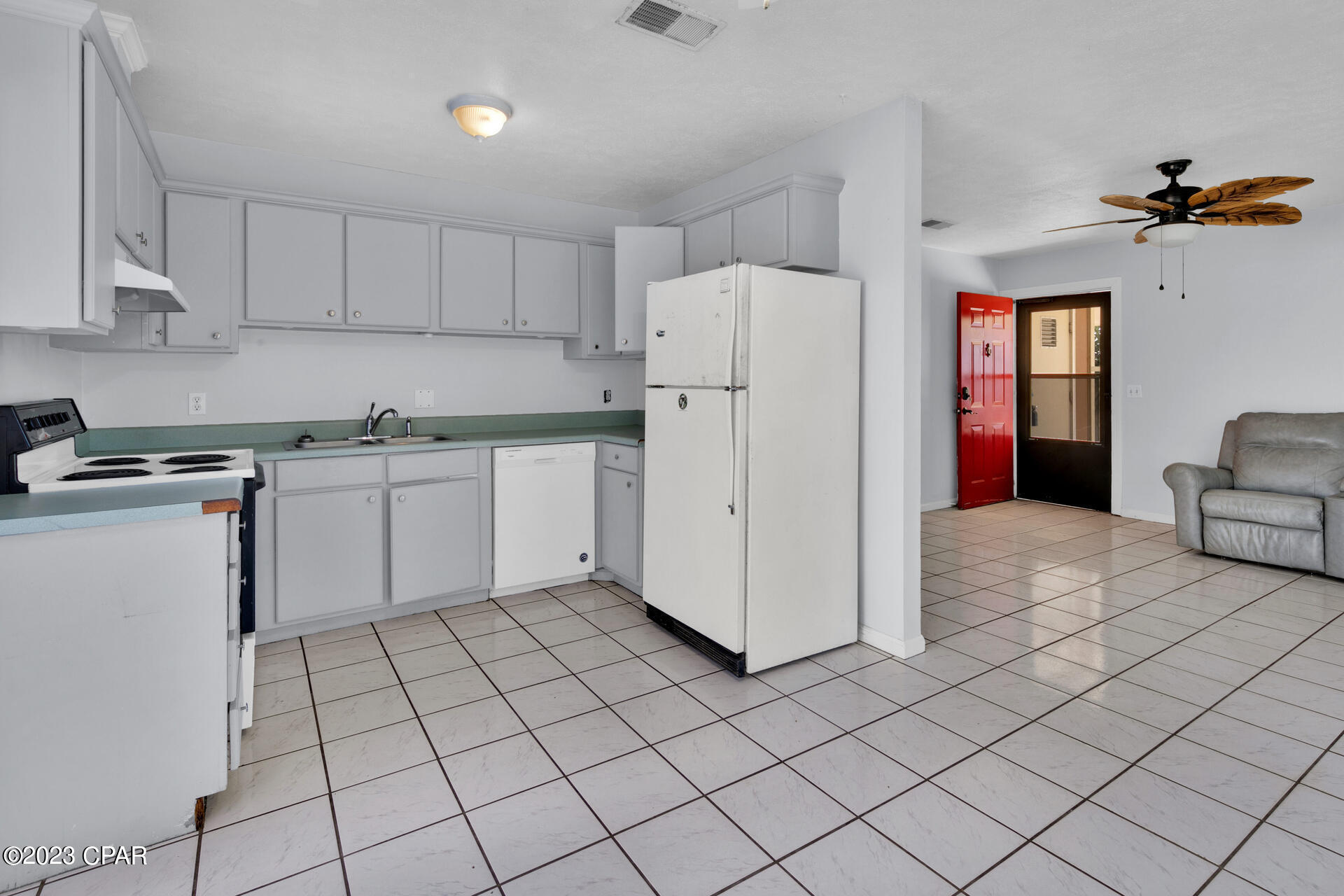 El Centro Beach - Residential