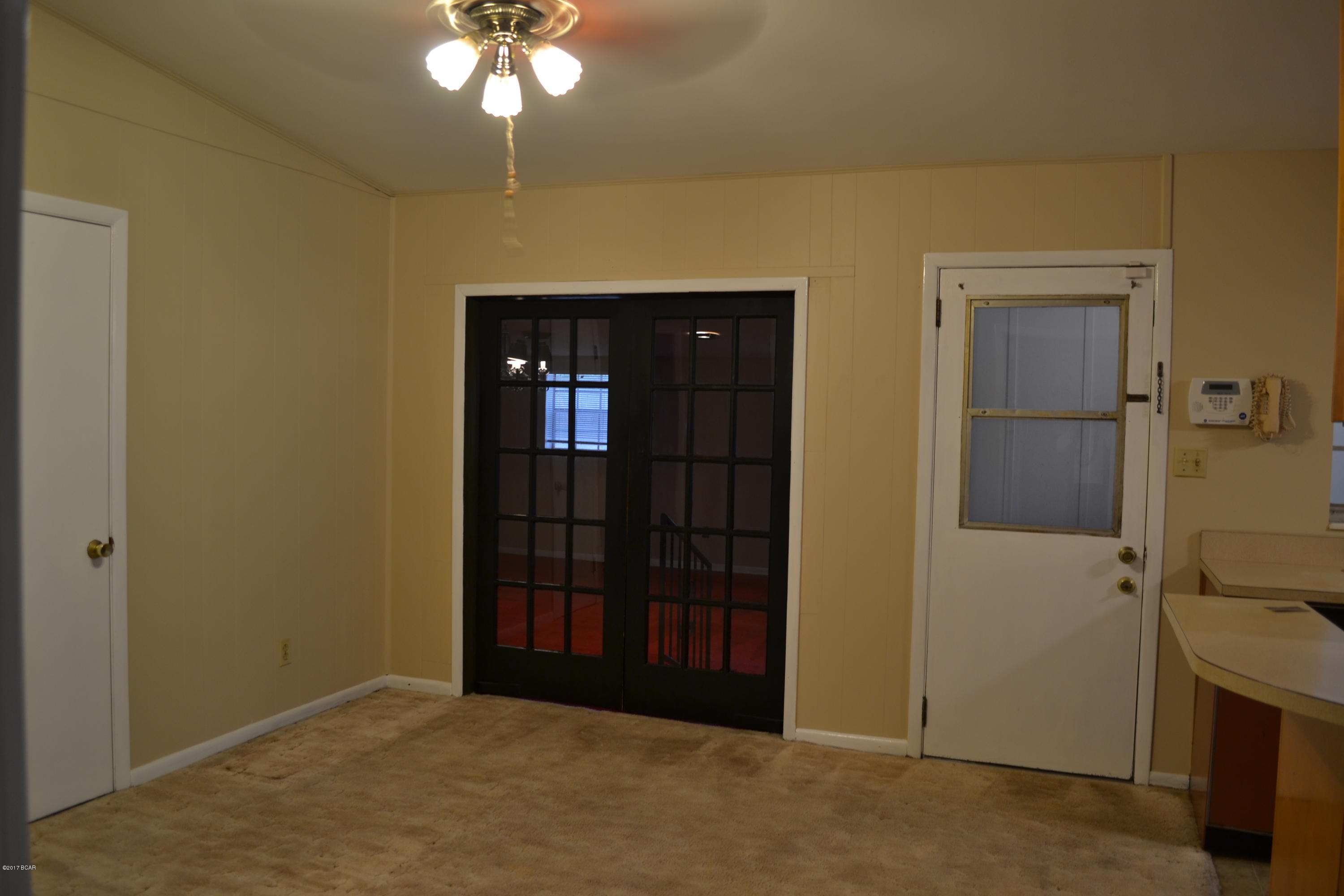 Hentz 1st Add Unit B - Residential