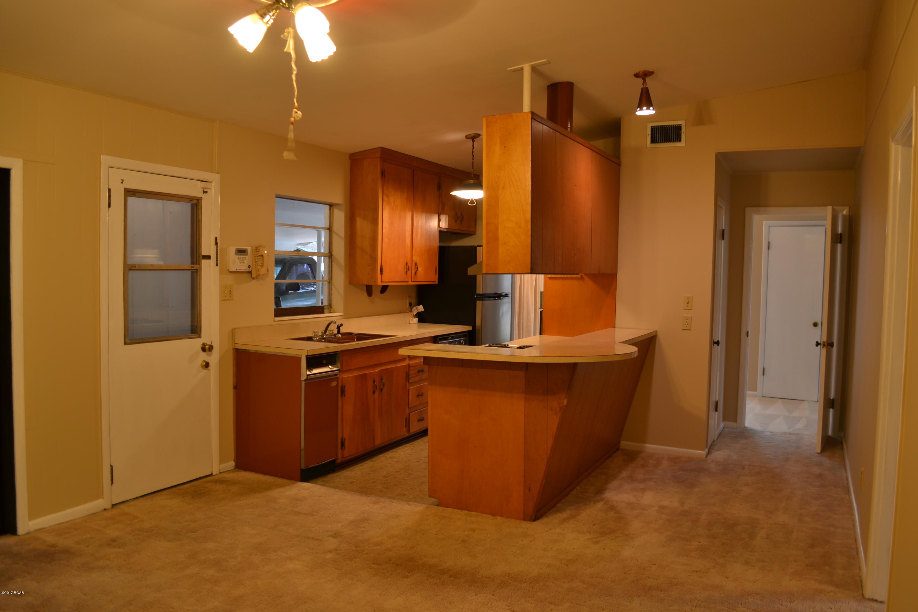 Hentz 1st Add Unit B - Residential