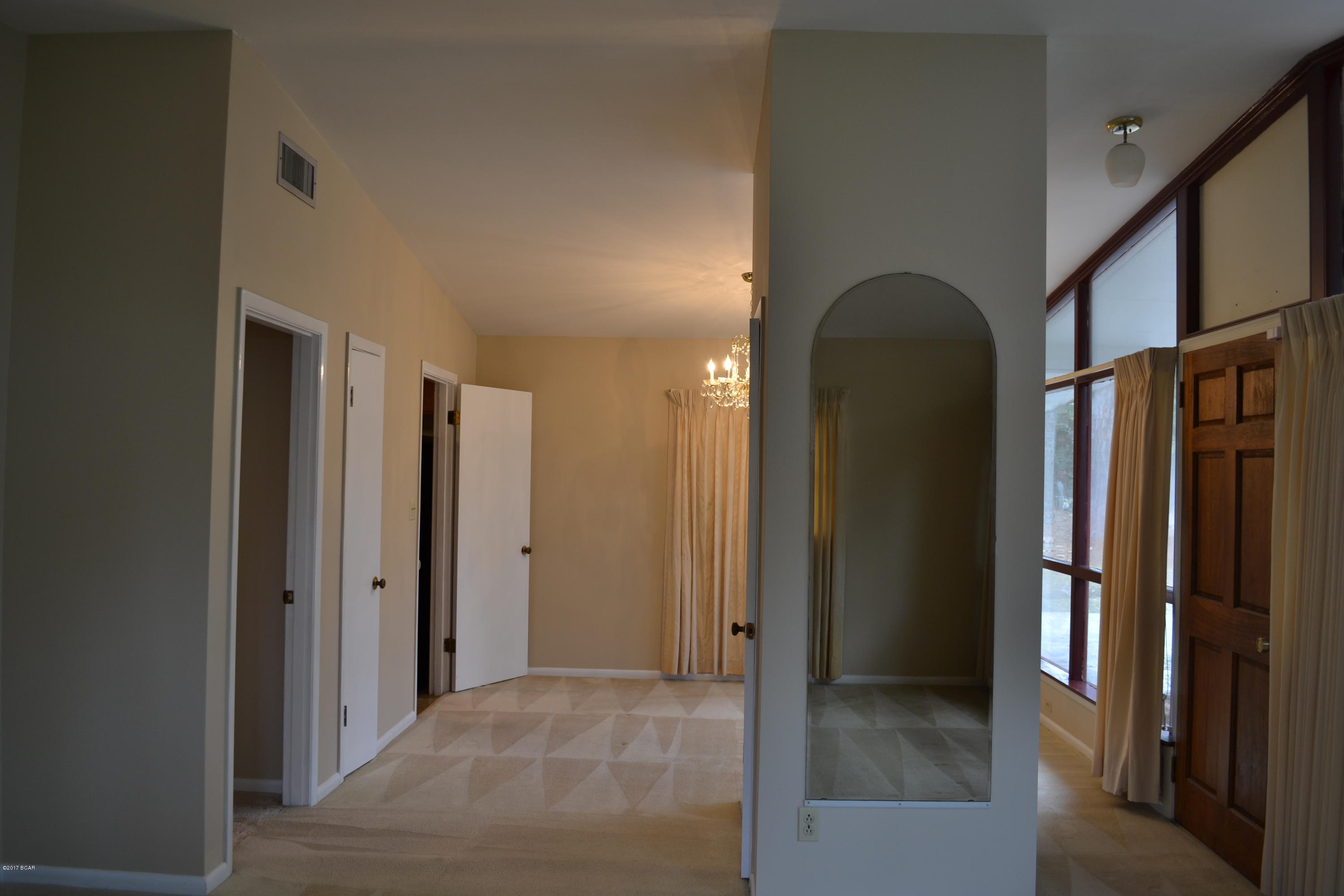 Hentz 1st Add Unit B - Residential