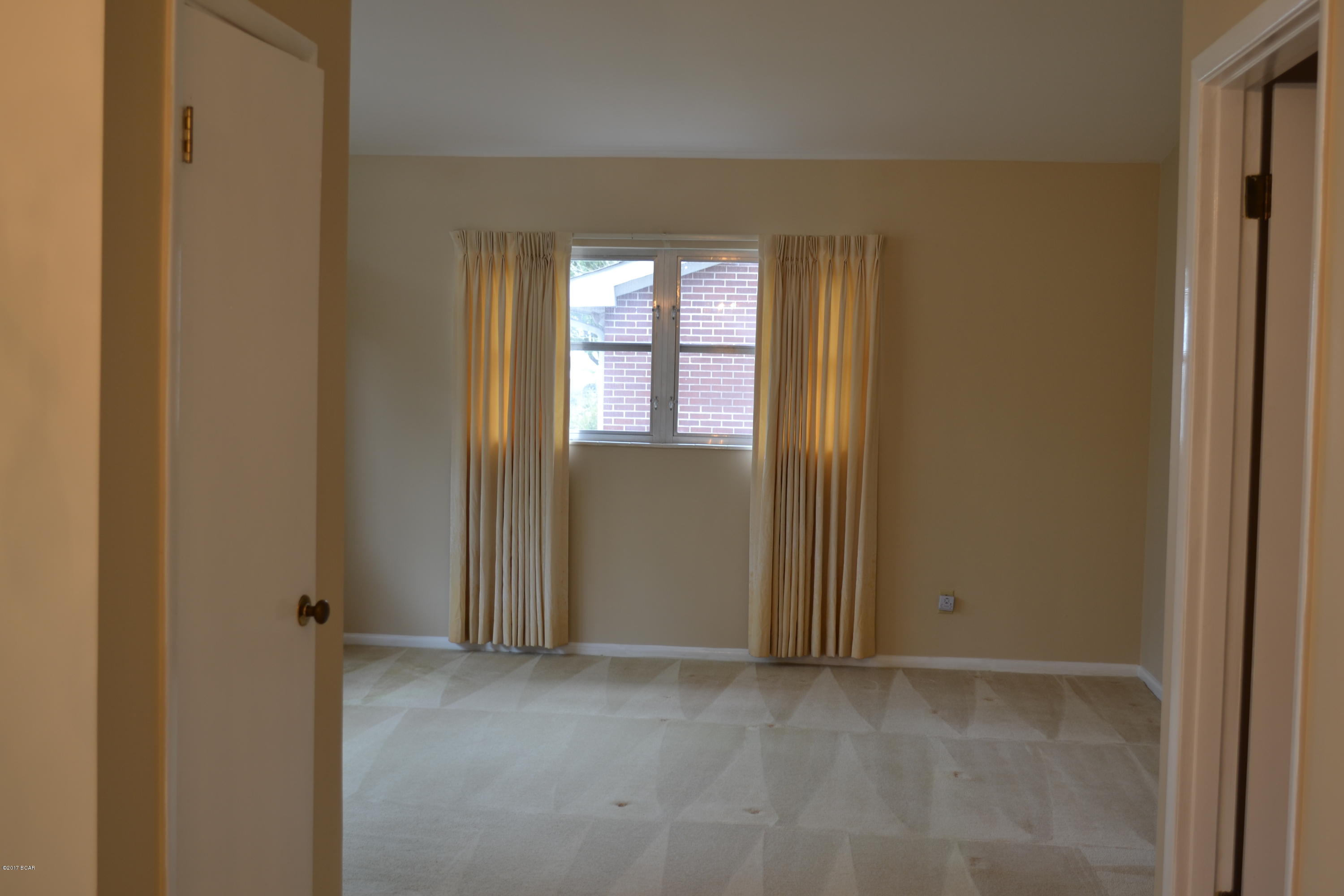 Hentz 1st Add Unit B - Residential