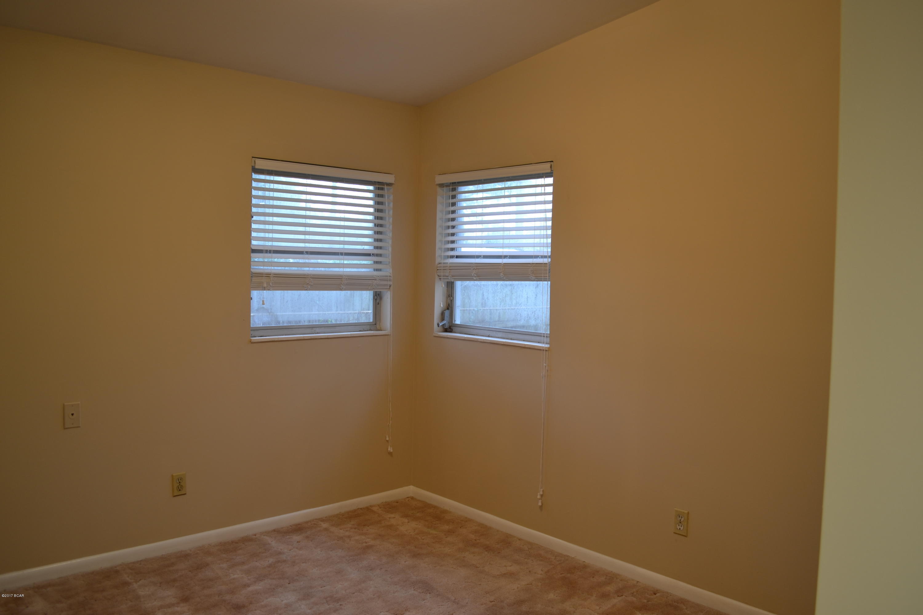 Hentz 1st Add Unit B - Residential