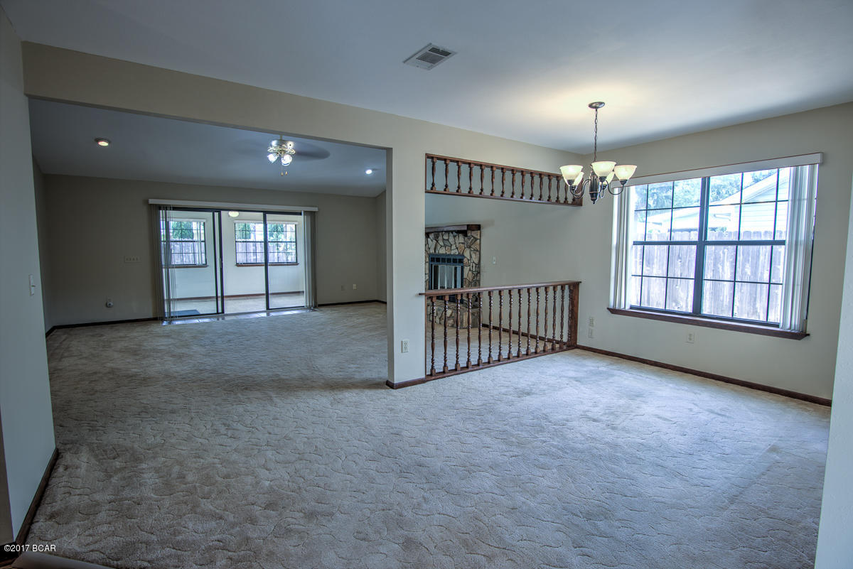 North Lagoon Oaks - Residential