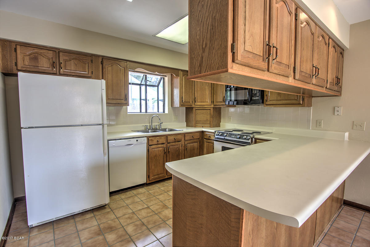 North Lagoon Oaks - Residential