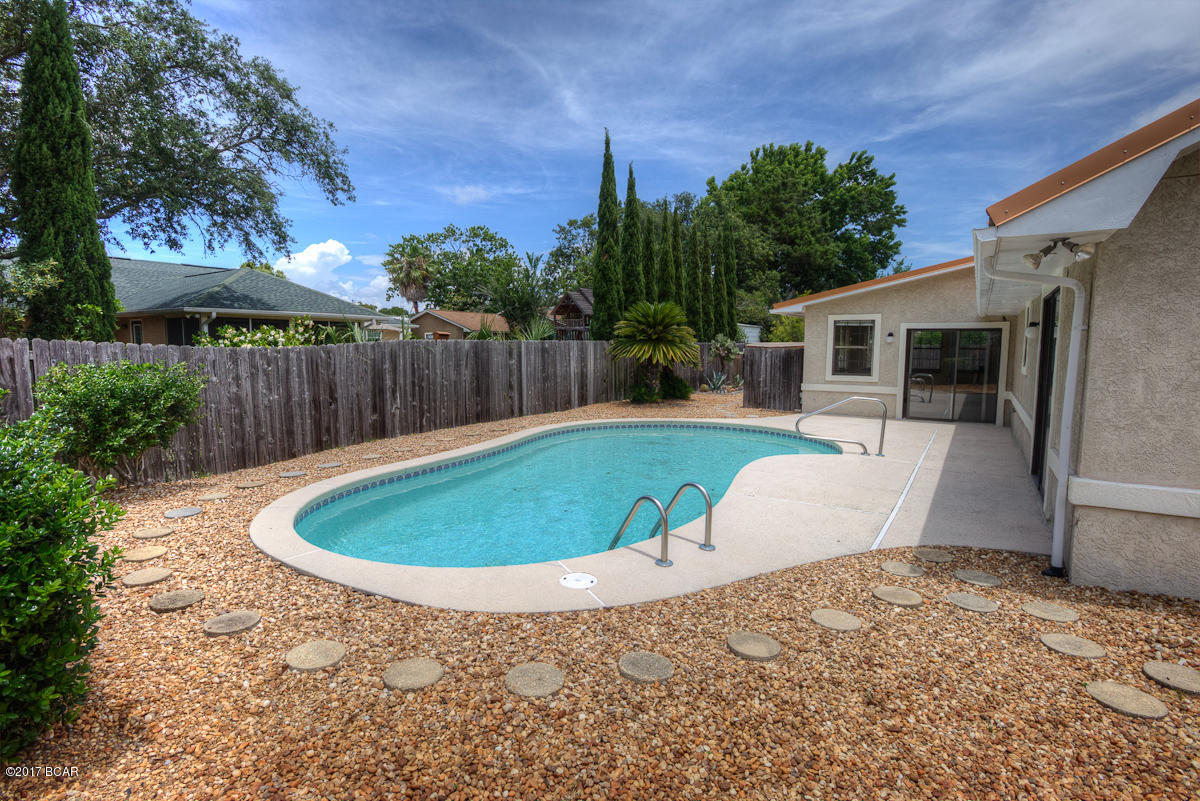 North Lagoon Oaks - Residential