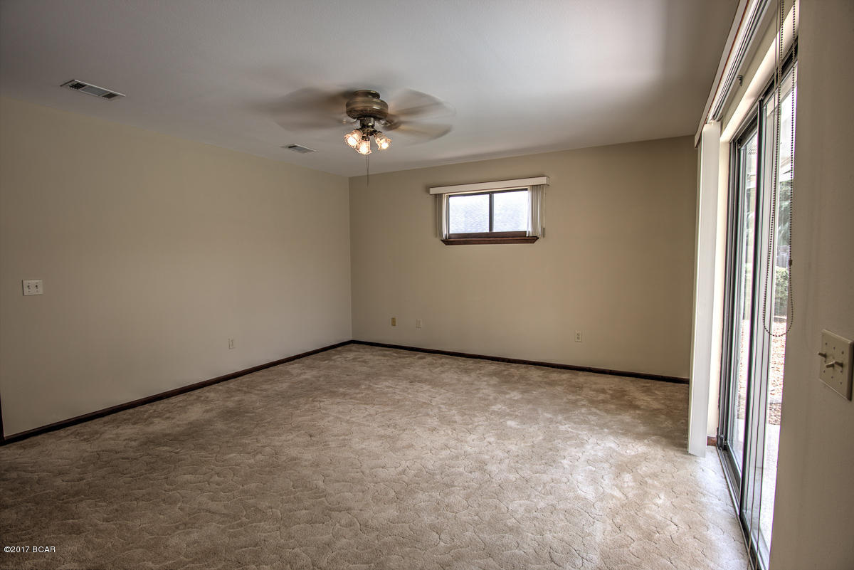 North Lagoon Oaks - Residential