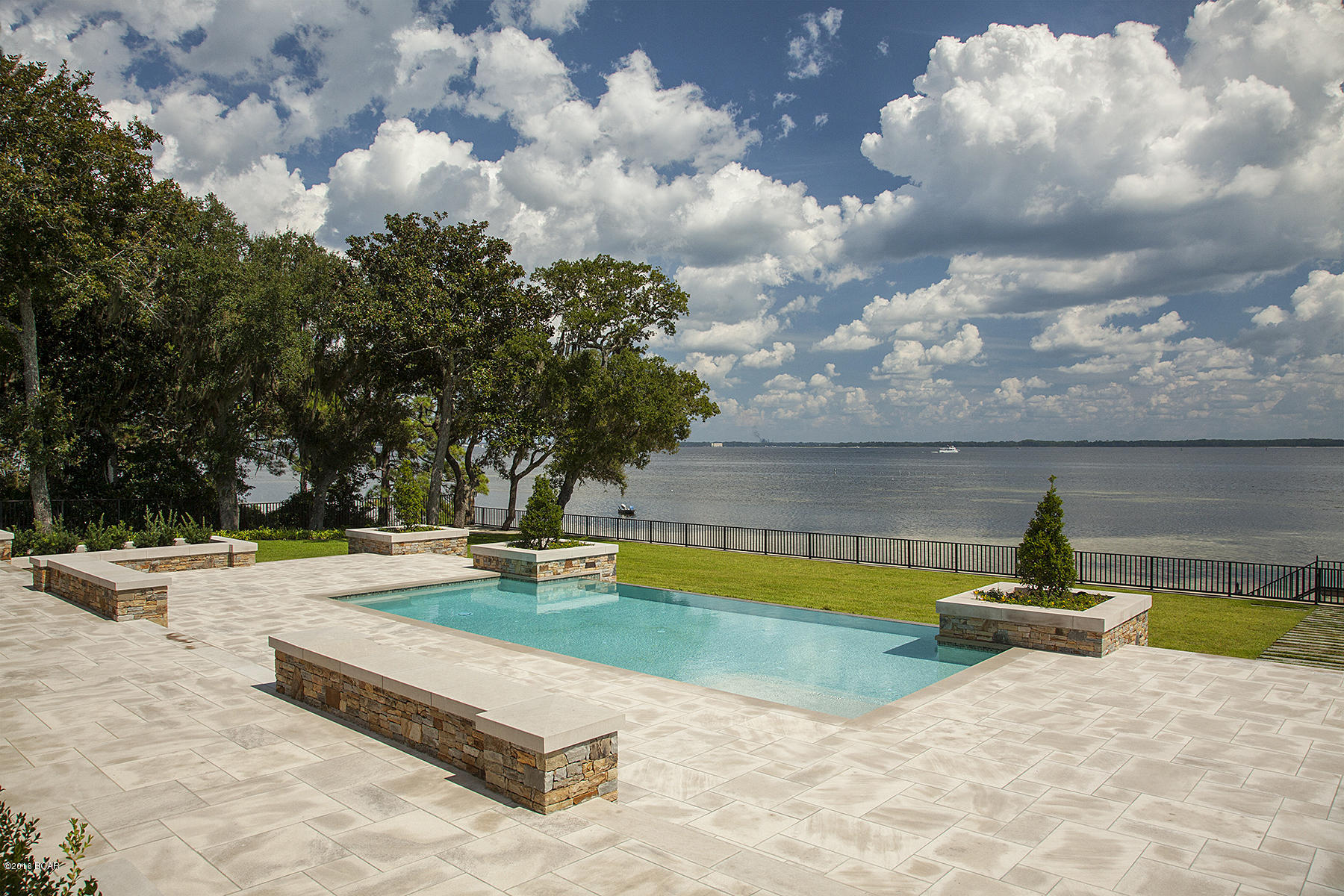 Delwood Beach - Residential