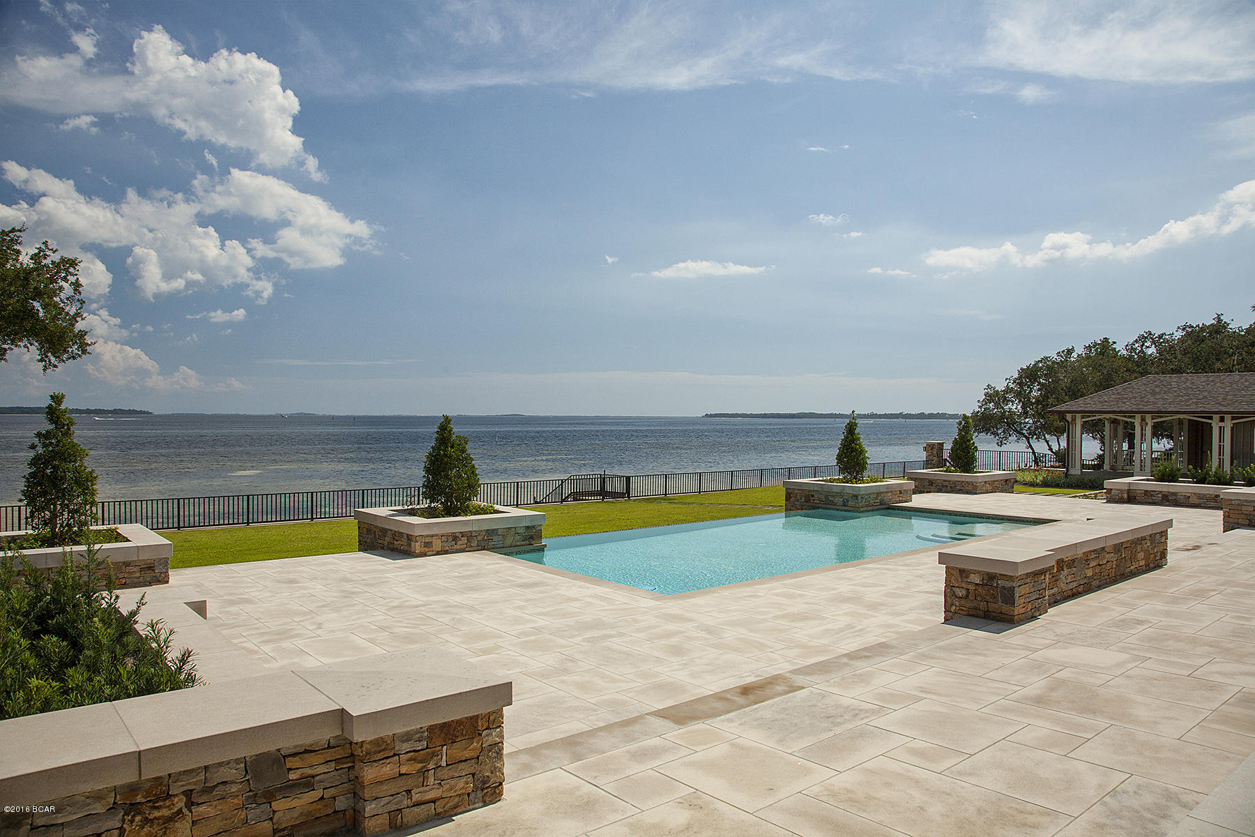 Delwood Beach - Residential