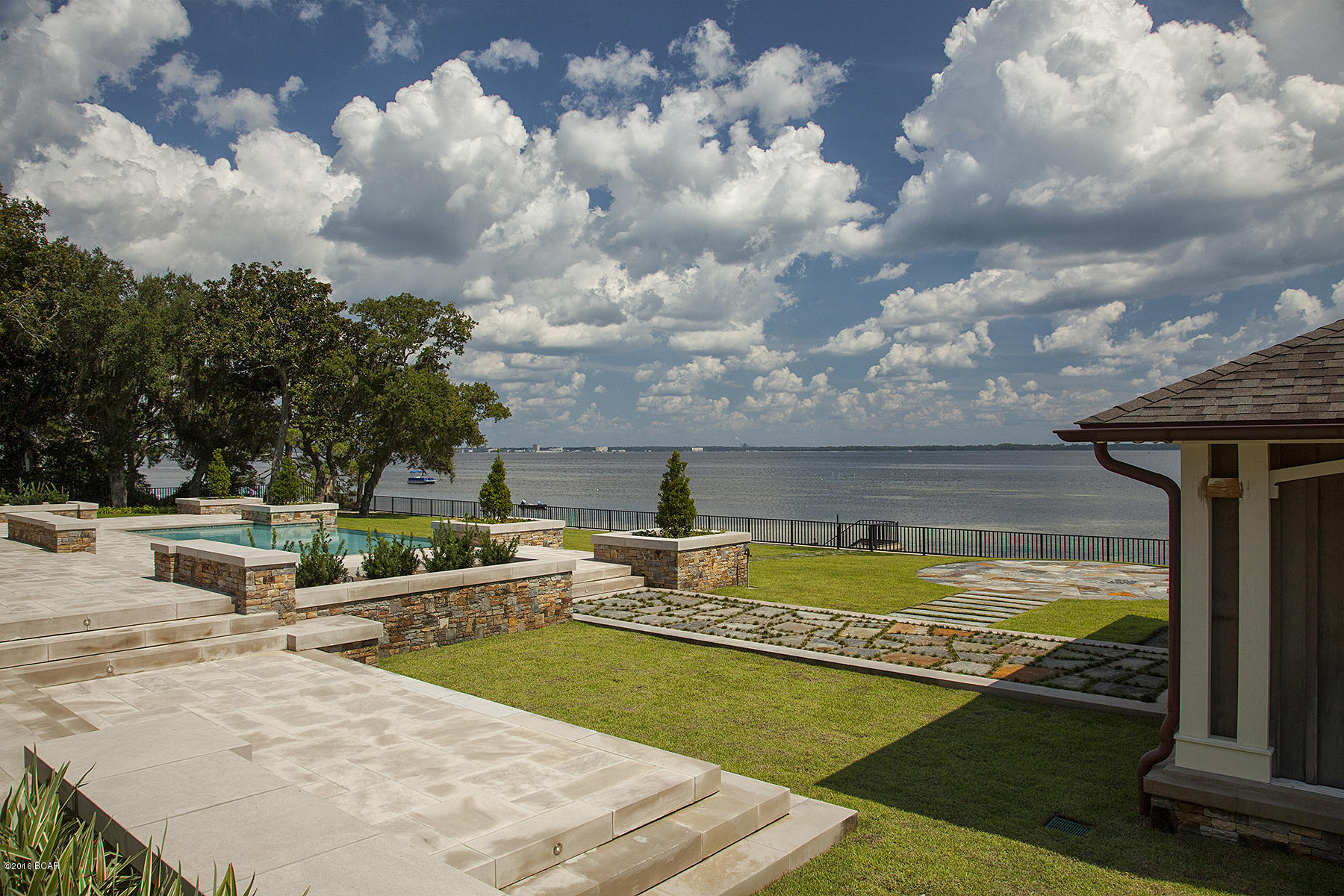 Delwood Beach - Residential