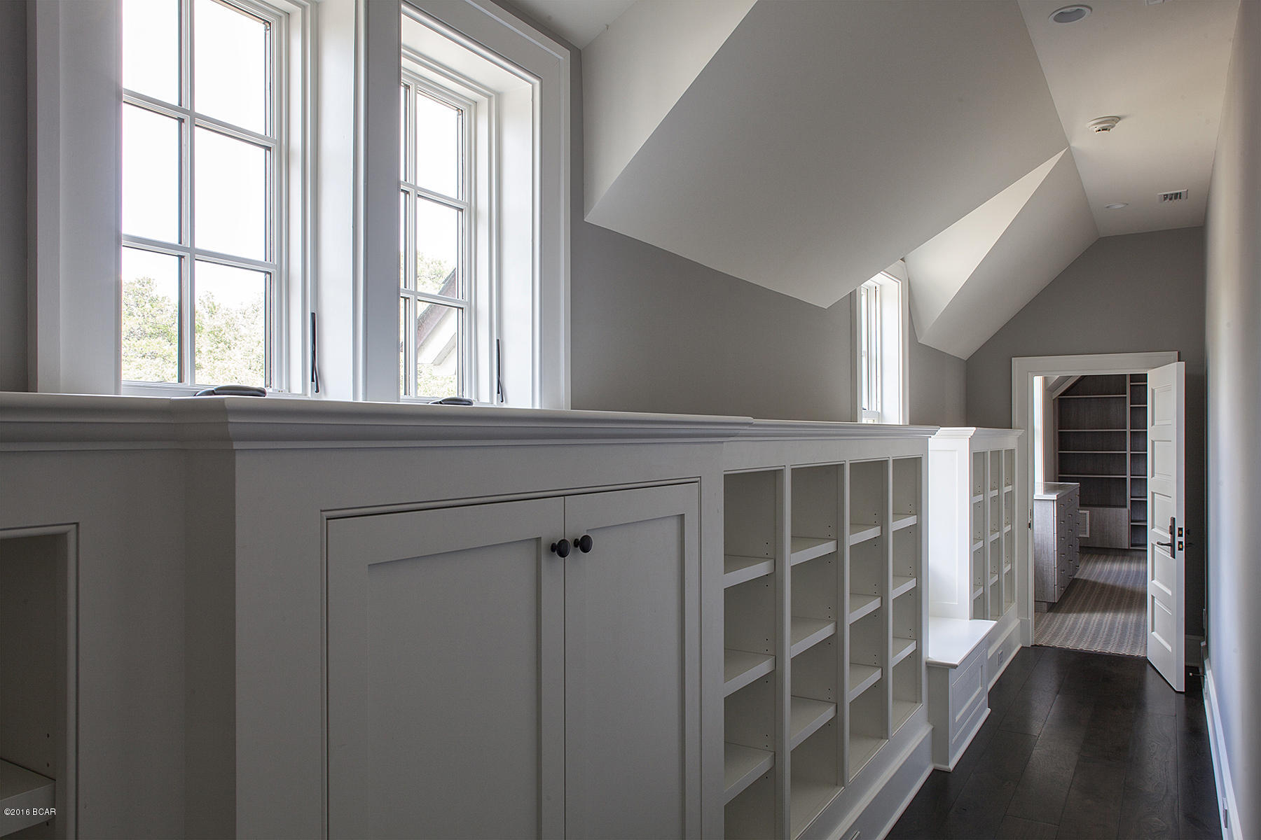 Delwood Beach - Residential