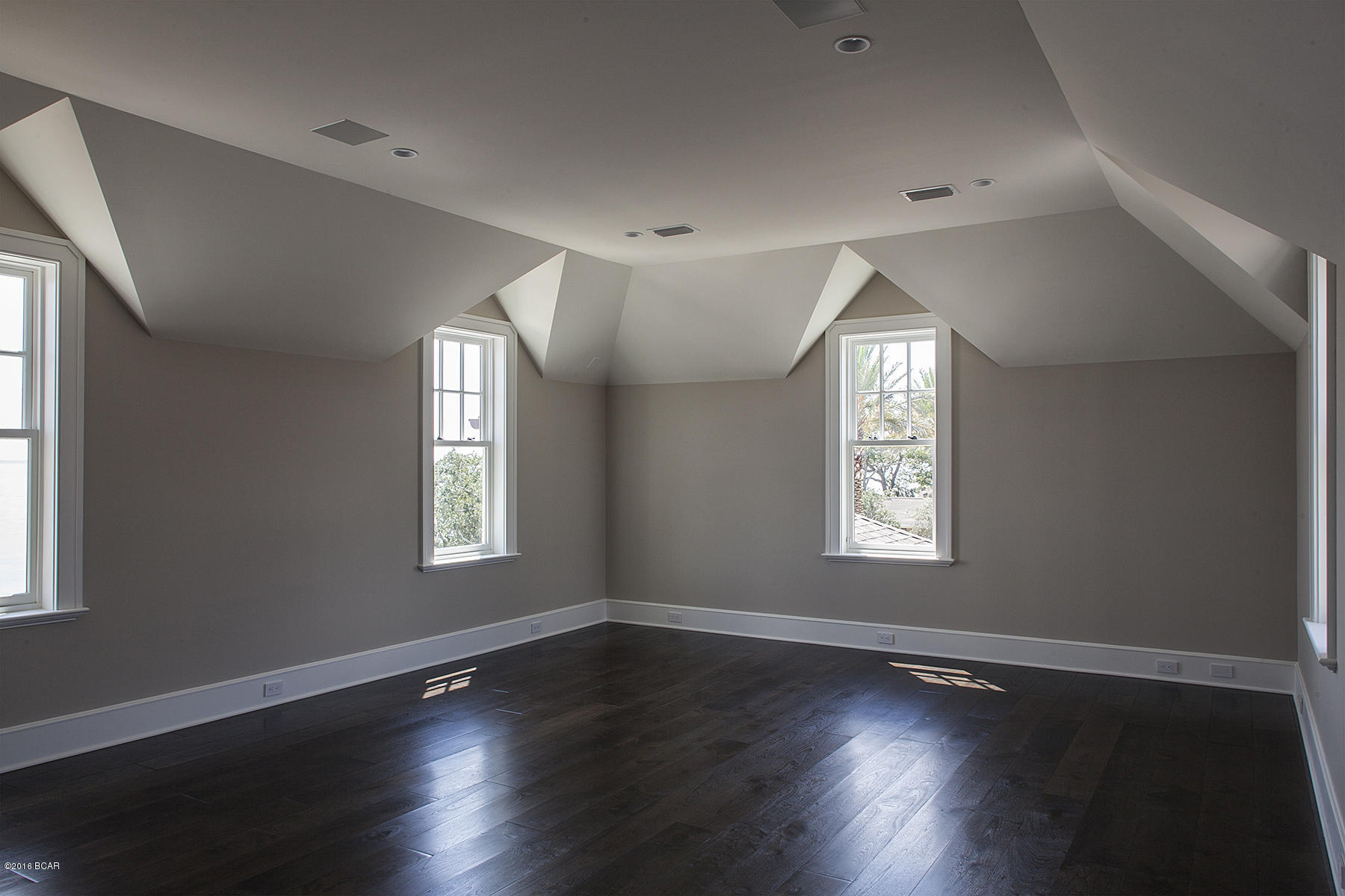 Delwood Beach - Residential