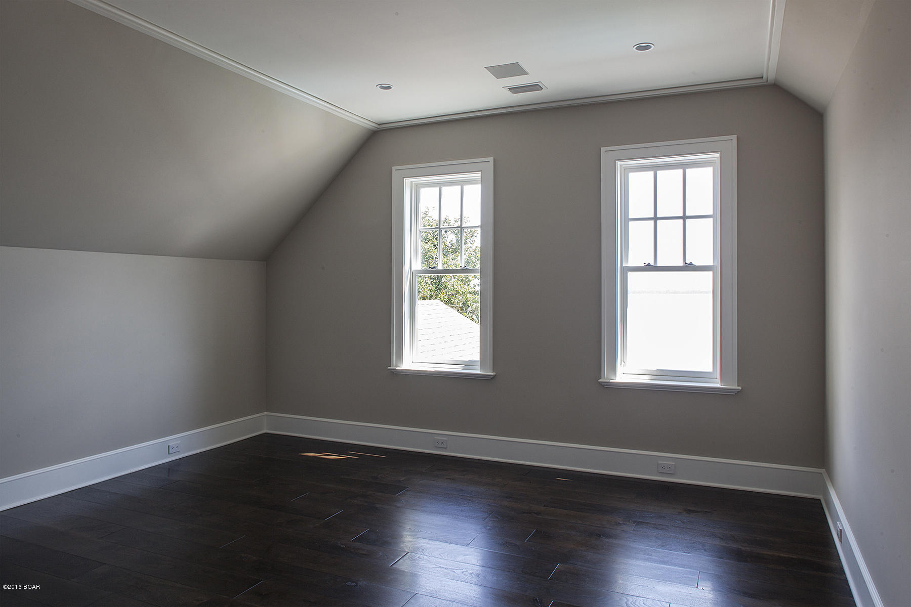 Delwood Beach - Residential