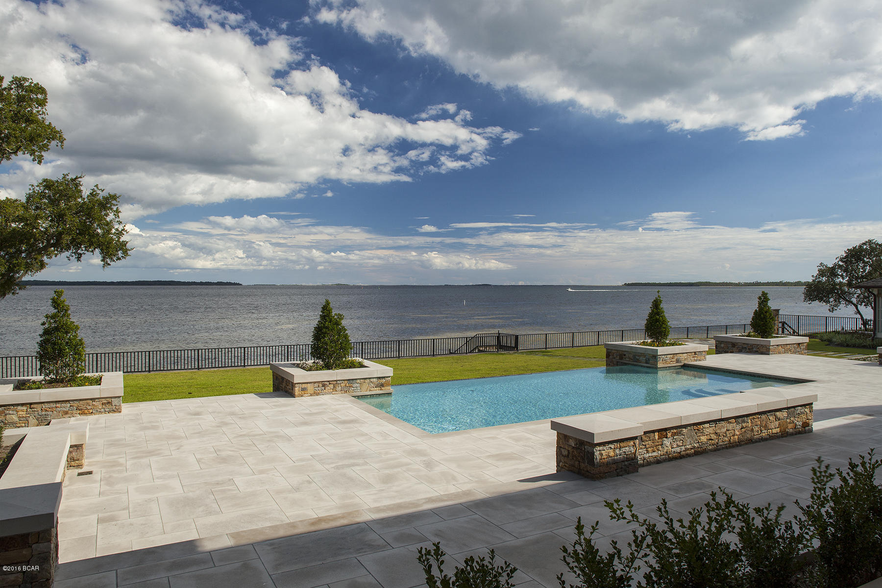 Delwood Beach - Residential