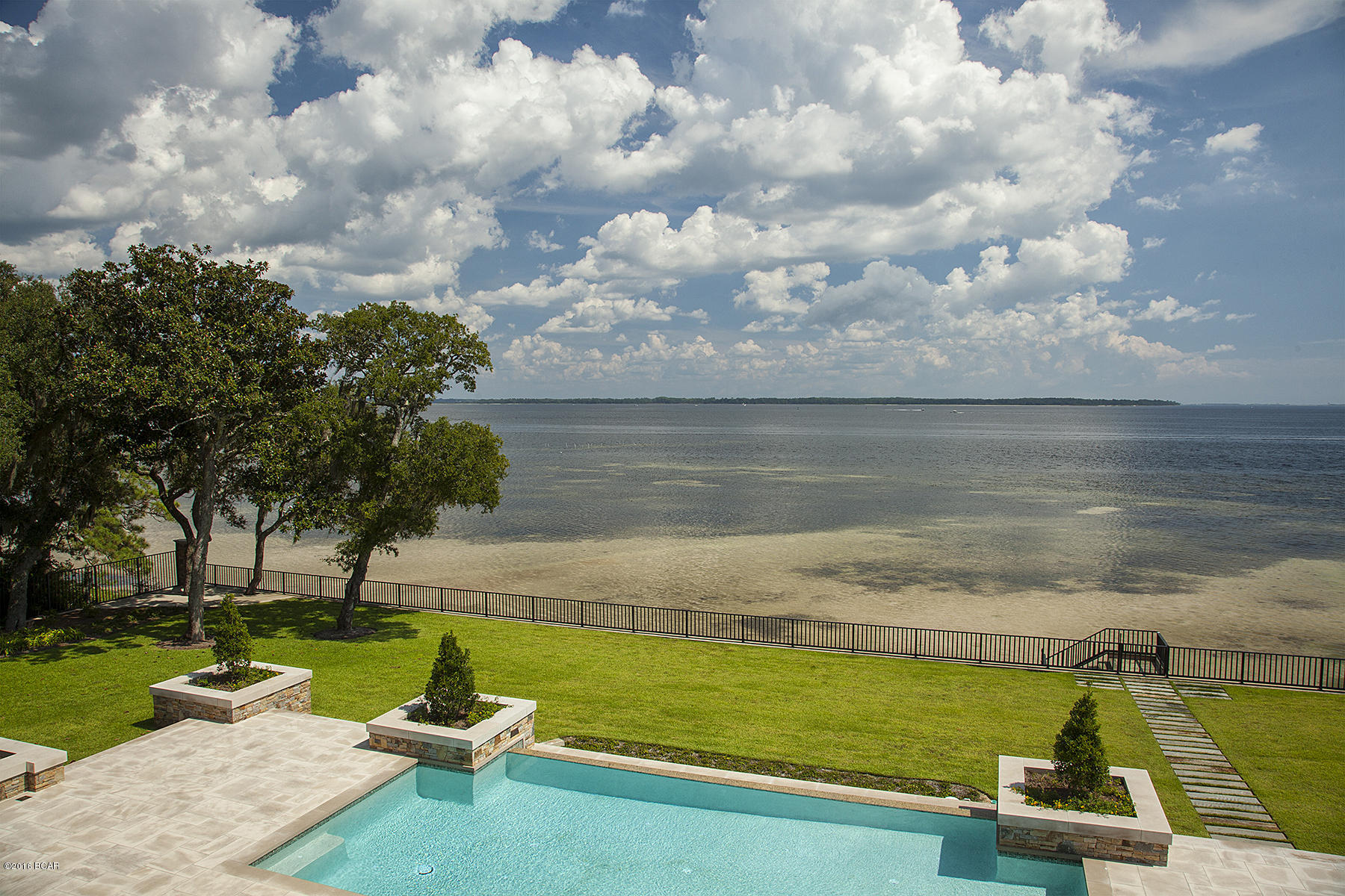 Delwood Beach - Residential