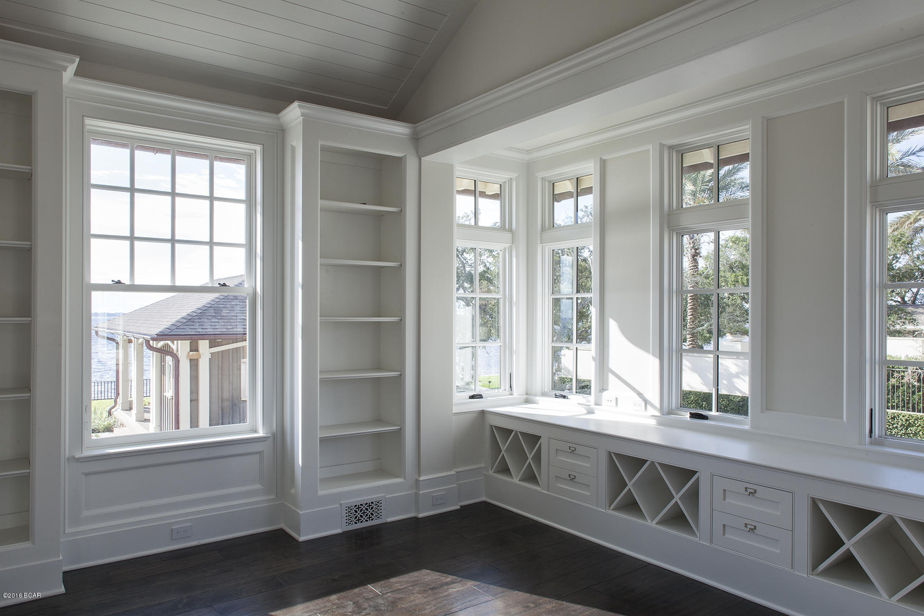 Delwood Beach - Residential