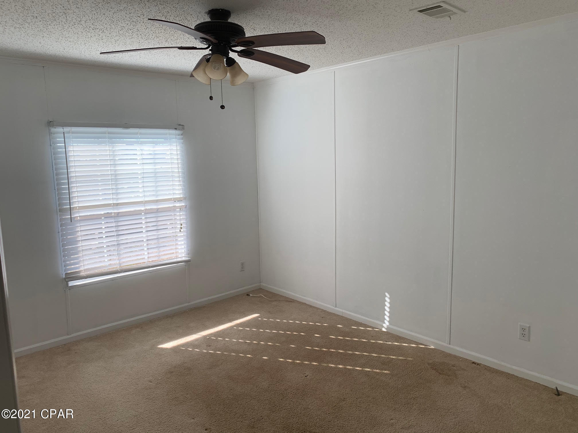 Fairview Mob Home Est - Residential