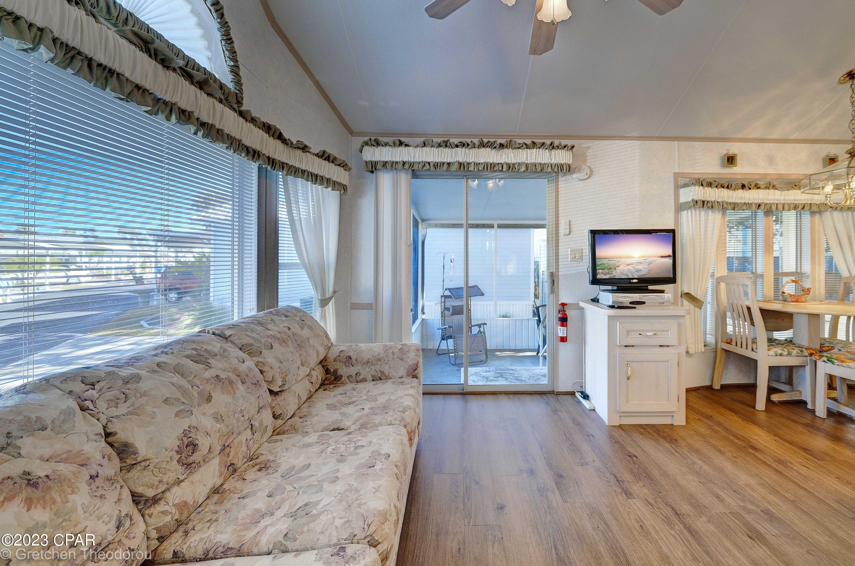 Emerald Pointe Resort - Residential