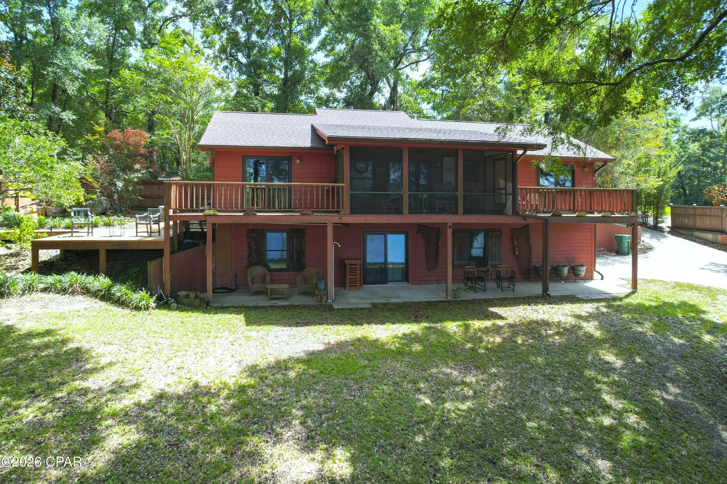 2924 Paradise Lakes Road