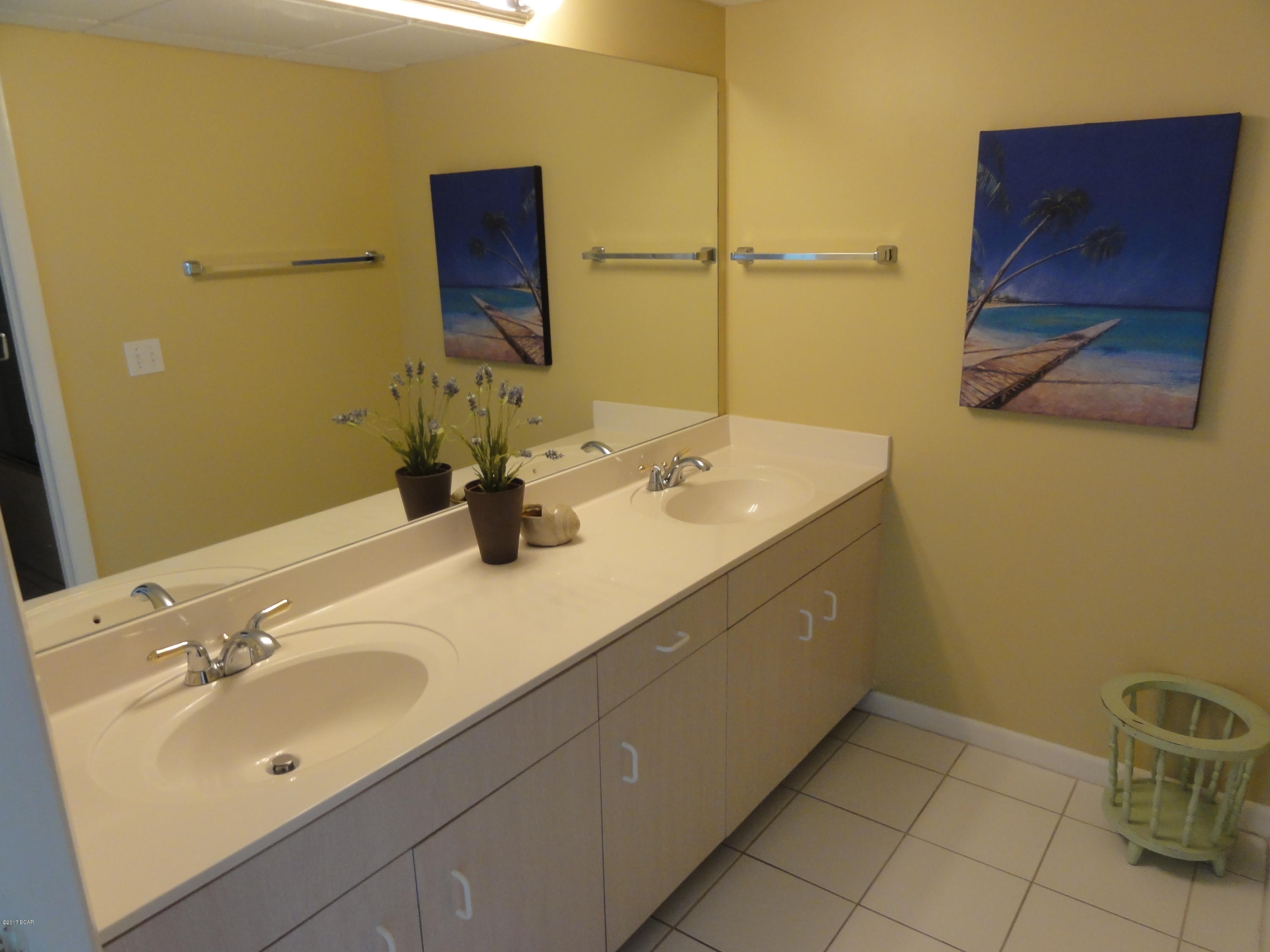 Long Beach Towers III - Residential