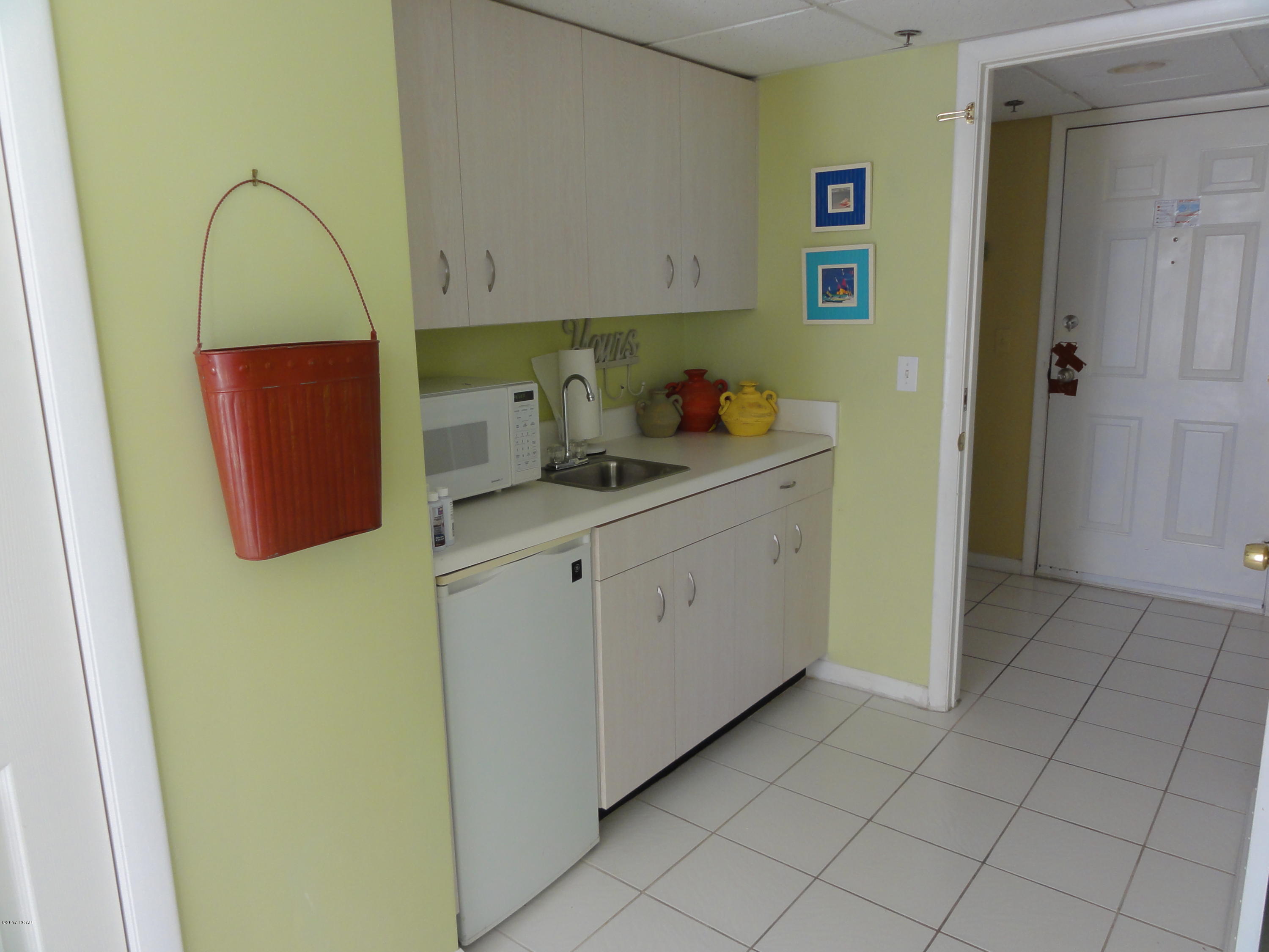 Long Beach Towers III - Residential