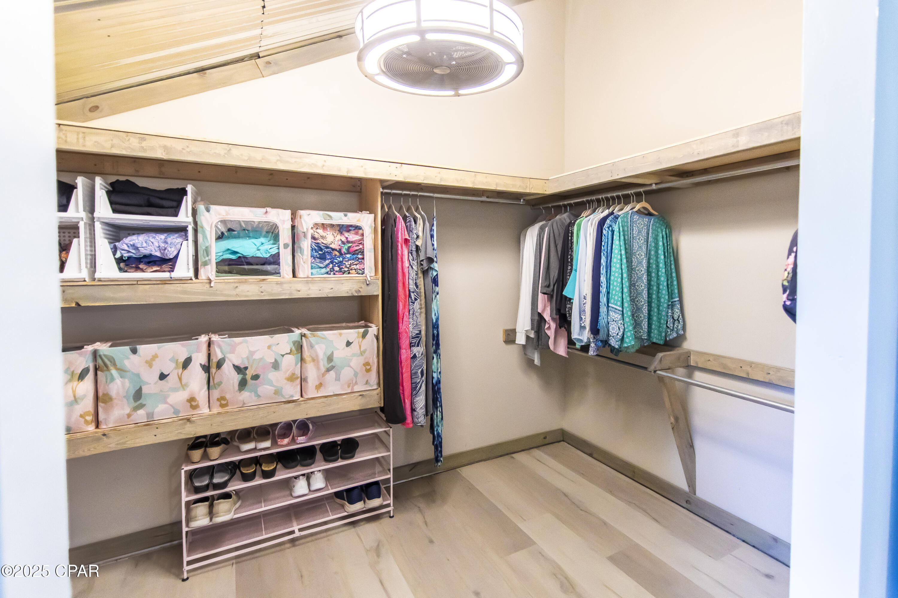 Colony Club Hrbr Ph 2 - Residential