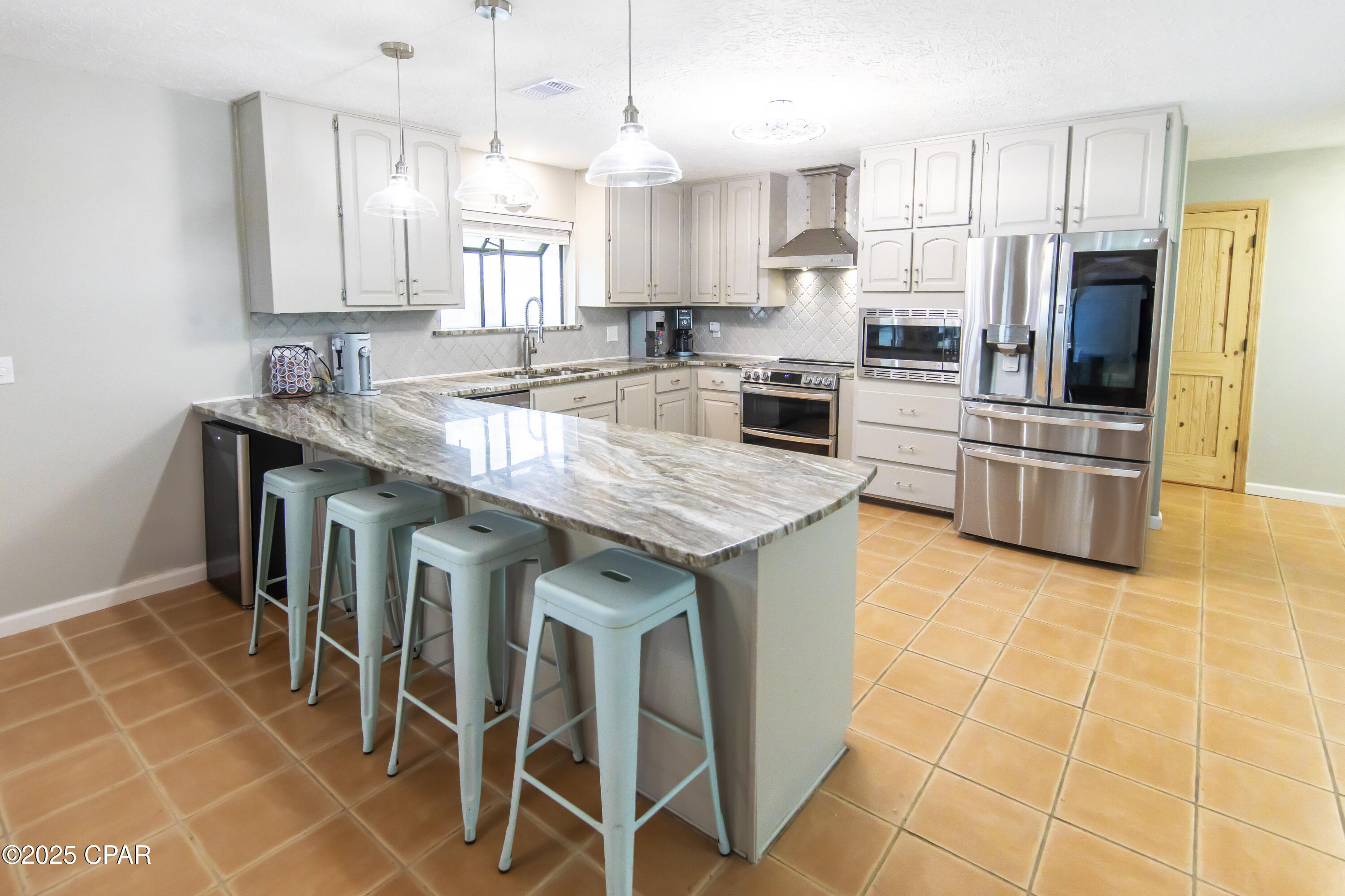 Colony Club Hrbr Ph 2 - Residential