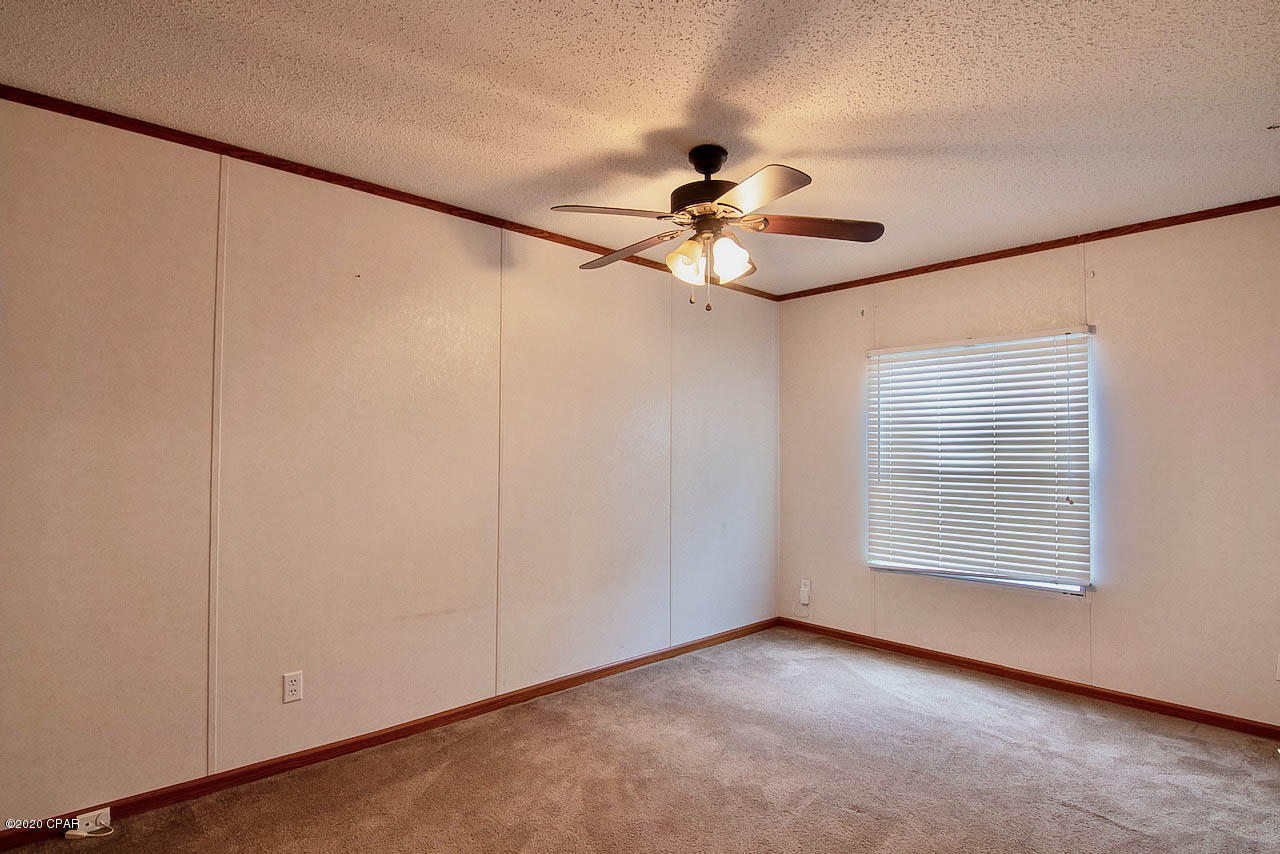 White Western Springs Unit 1 - Residential