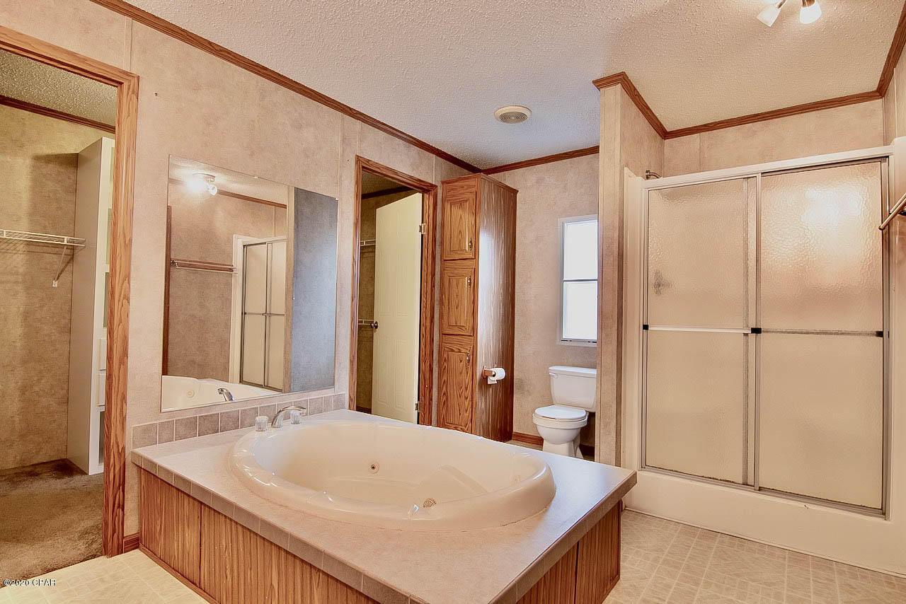 White Western Springs Unit 1 - Residential