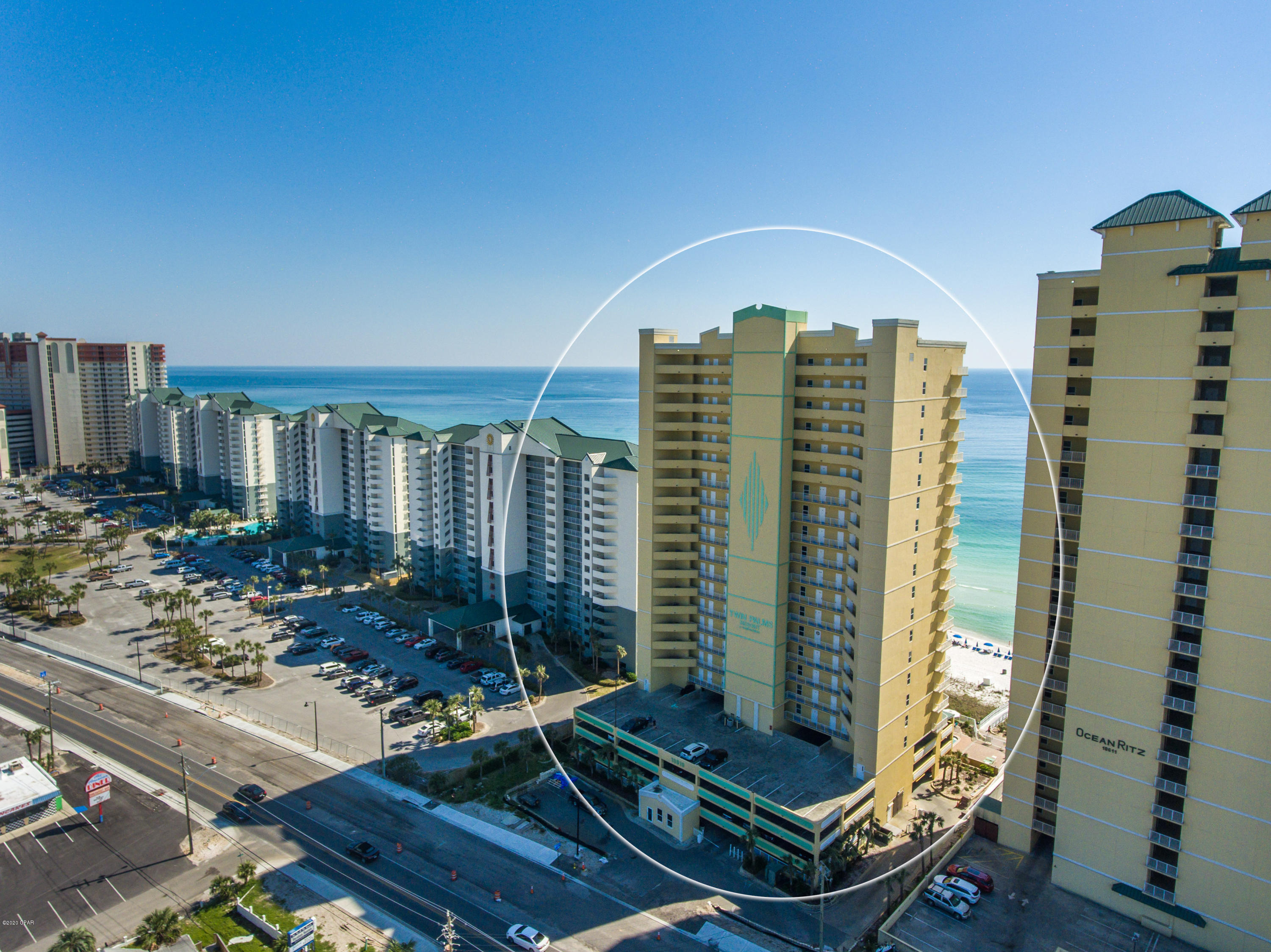 Twin Palms Resort - Residential