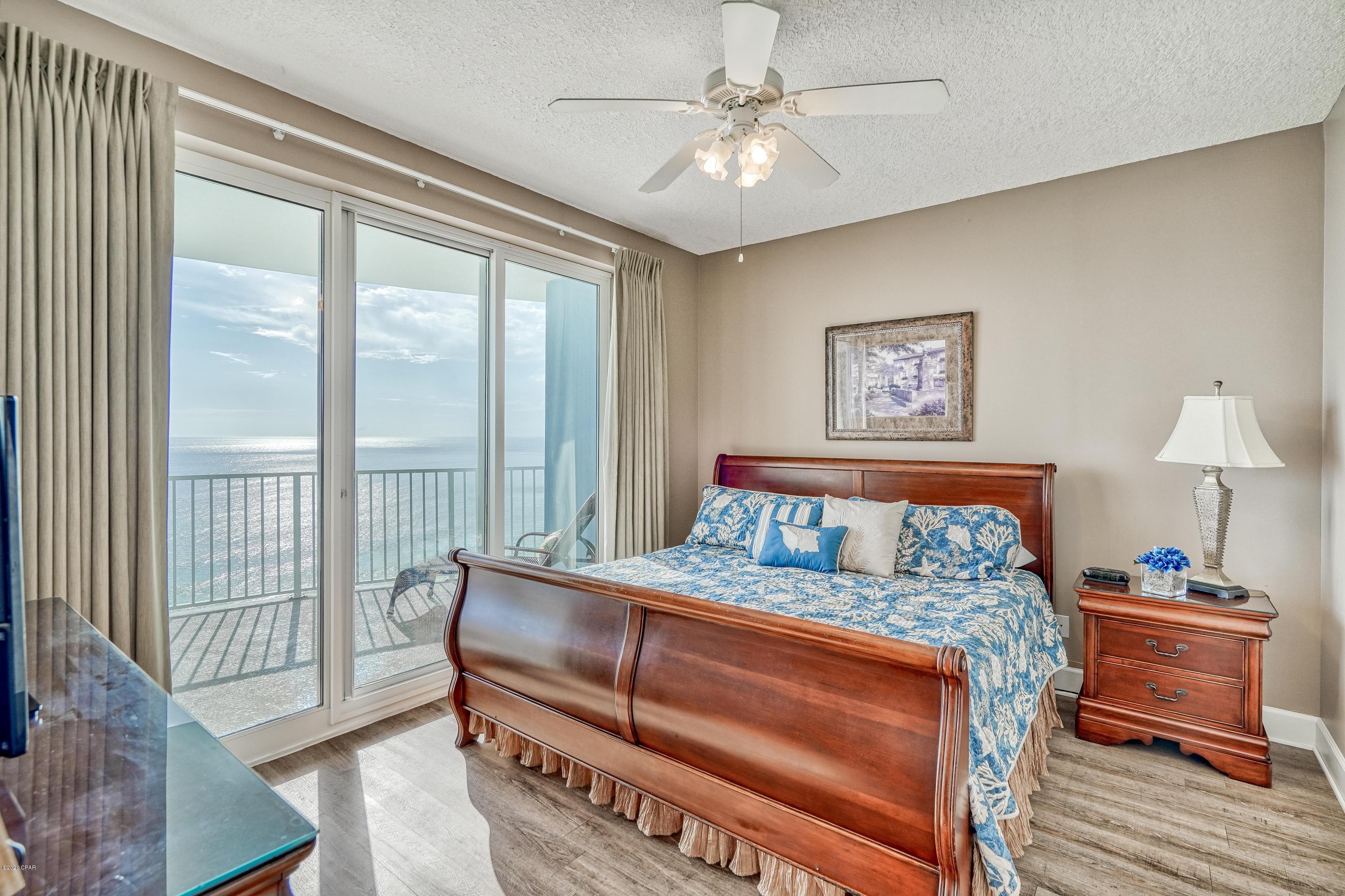 Twin Palms Resort - Residential