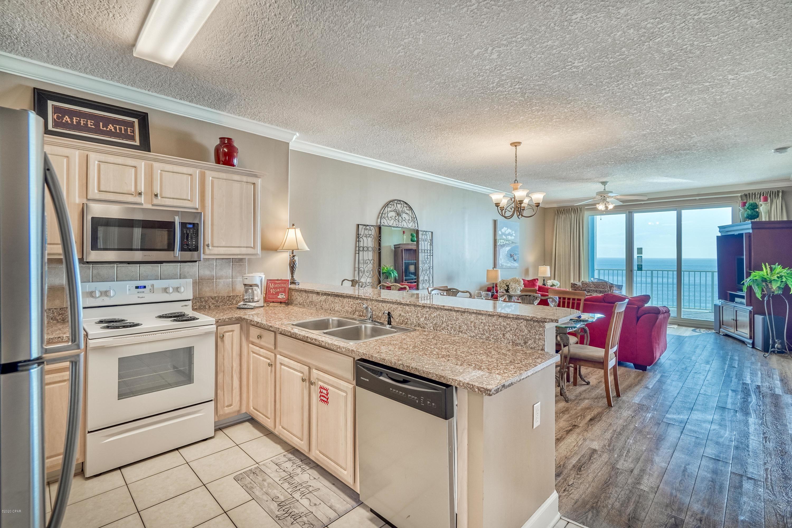 Twin Palms Resort - Residential