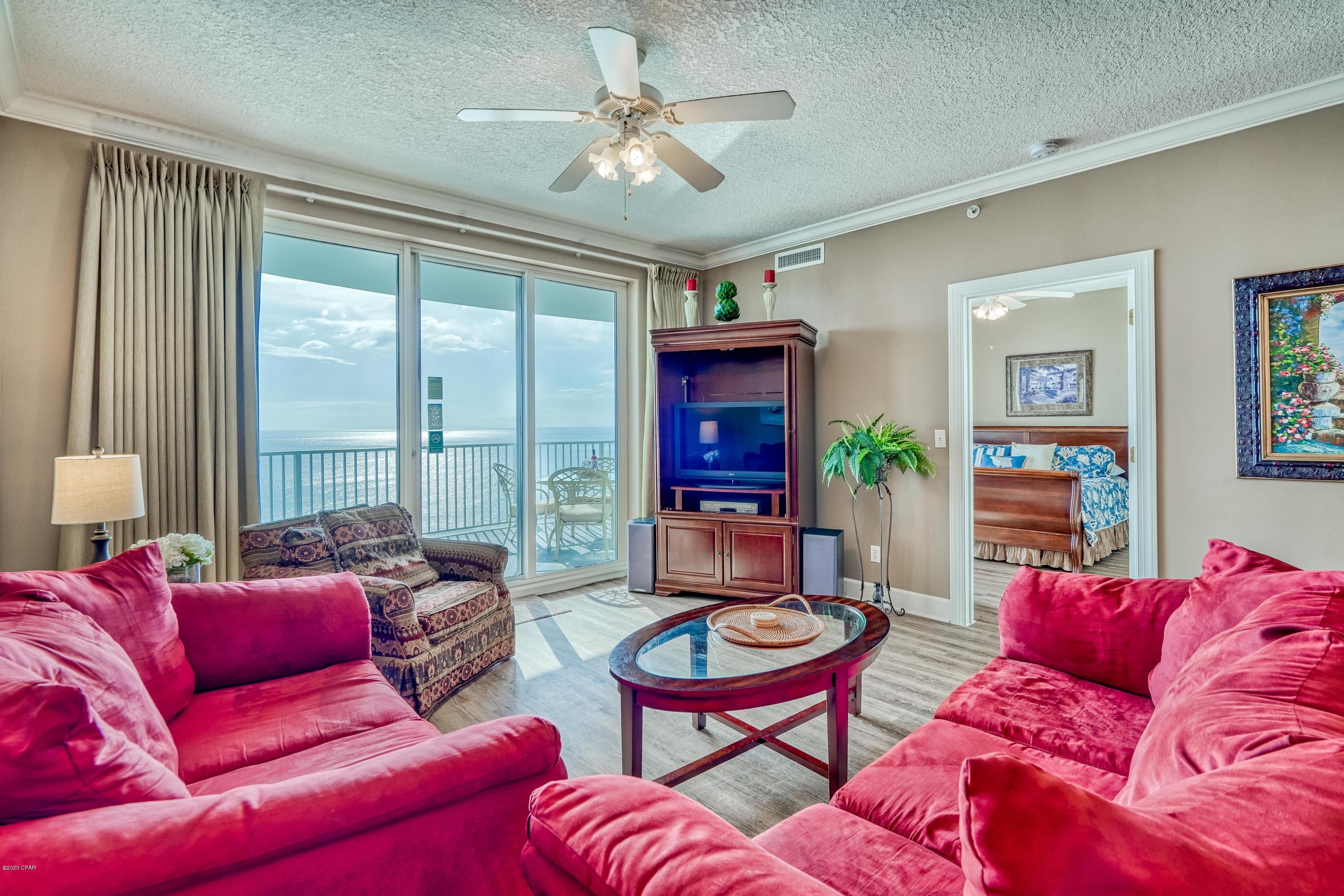 Twin Palms Resort - Residential