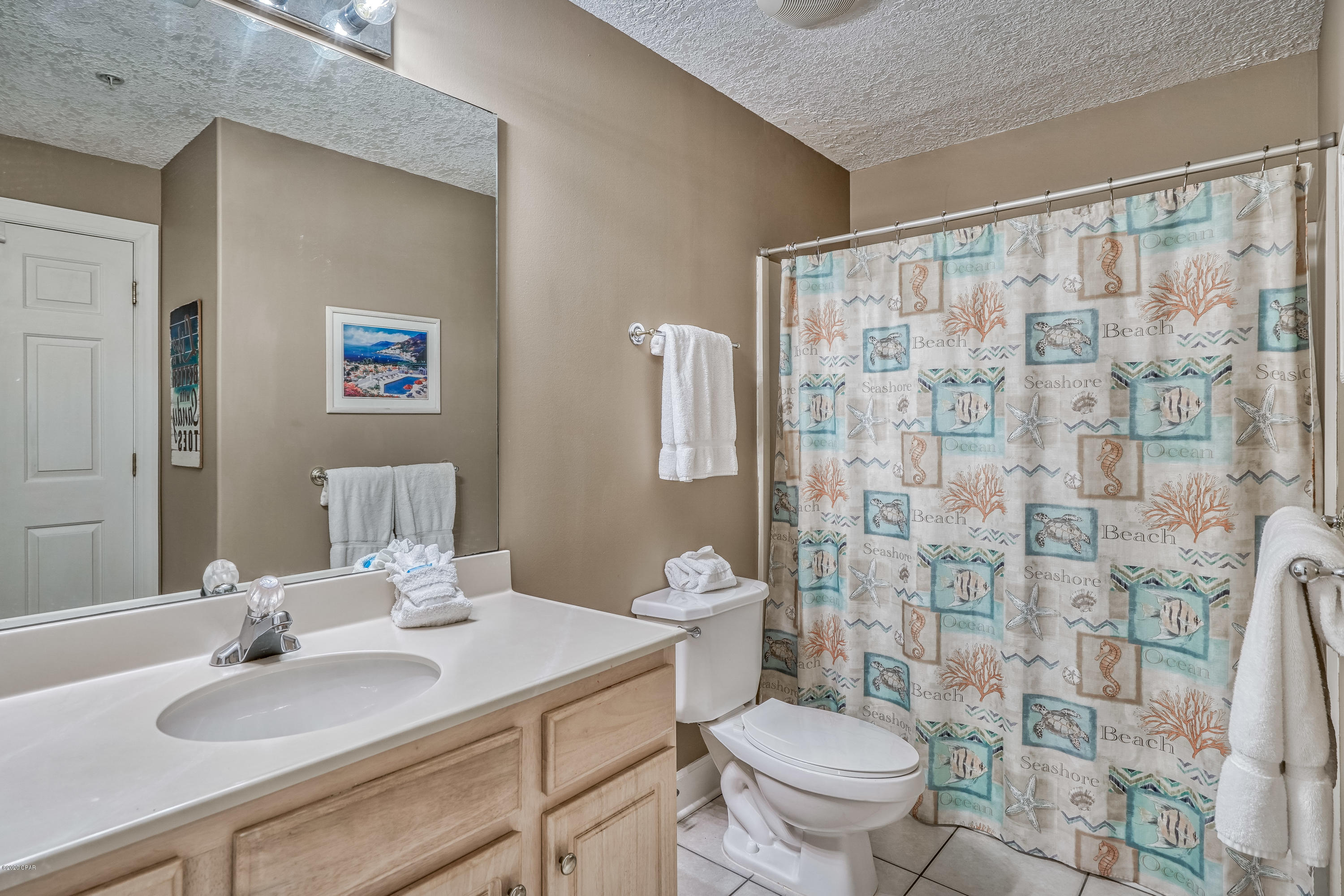 Twin Palms Resort - Residential