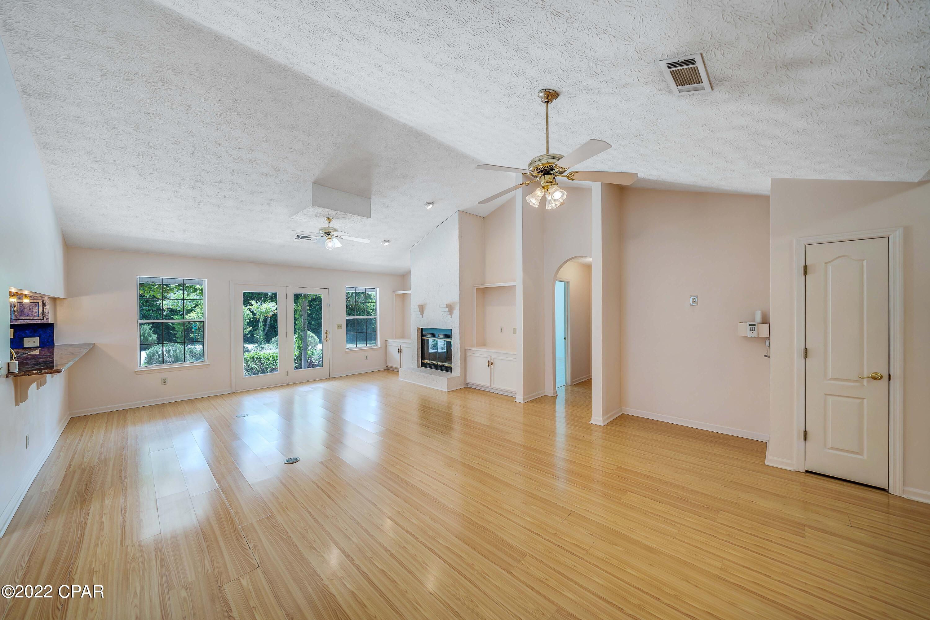 North Lagoon Oaks 9th - Residential